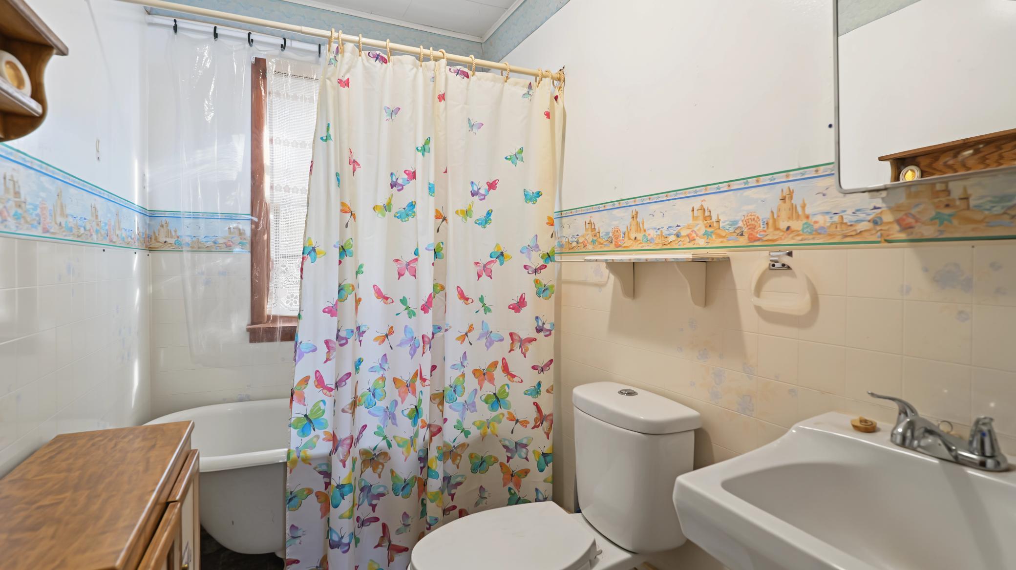 main property photo 73