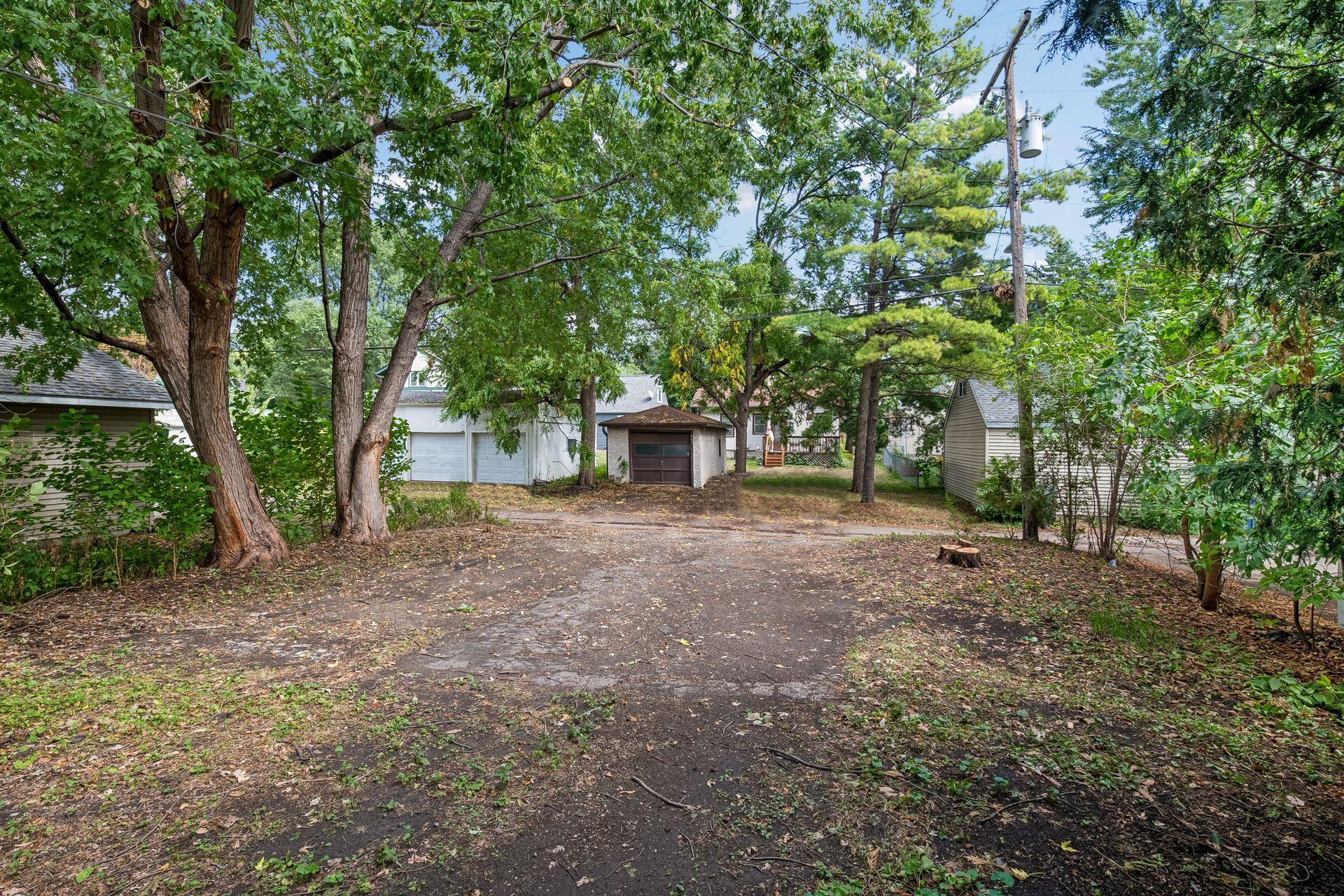 main property photo 30
