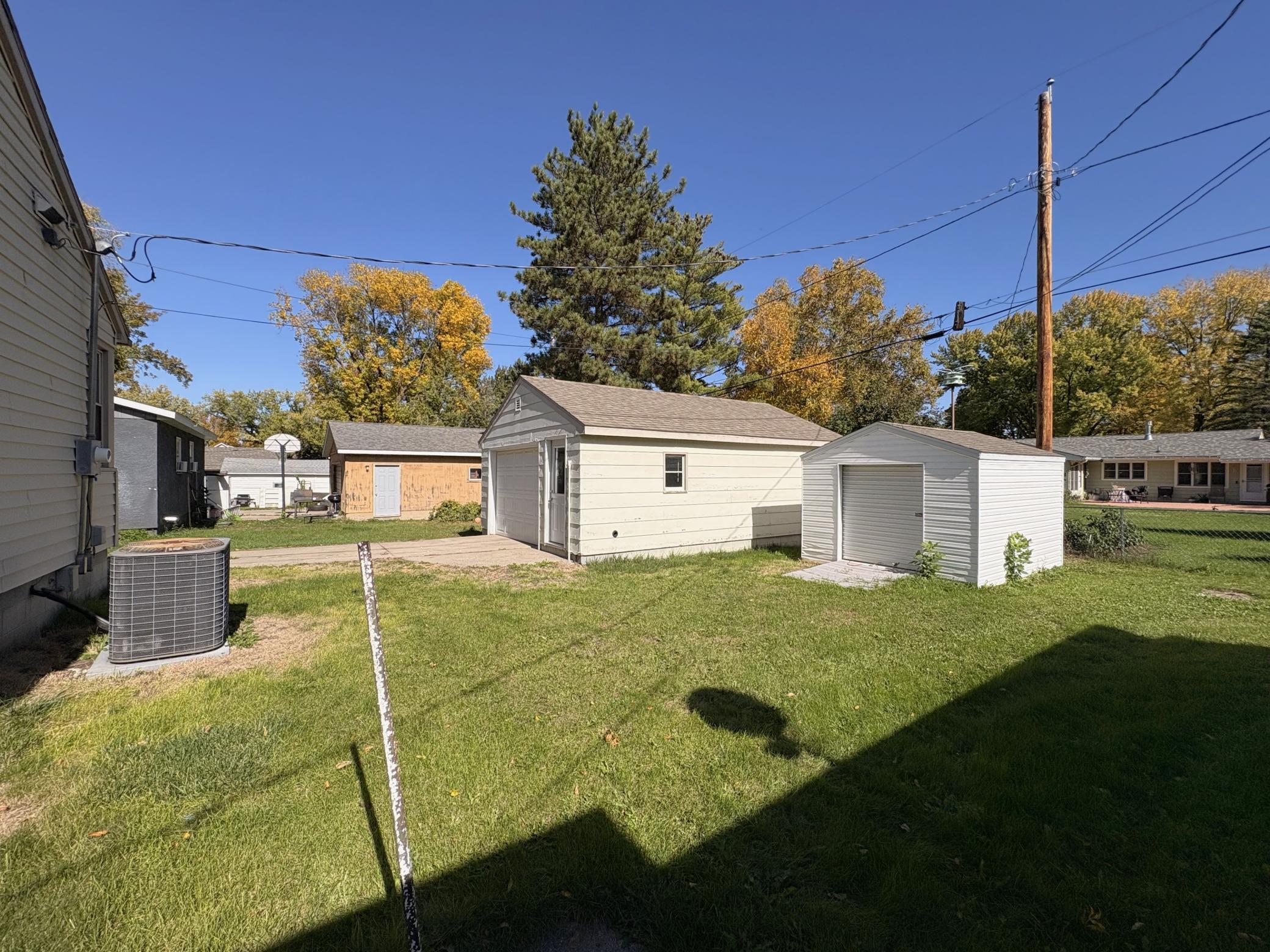 main property photo 17