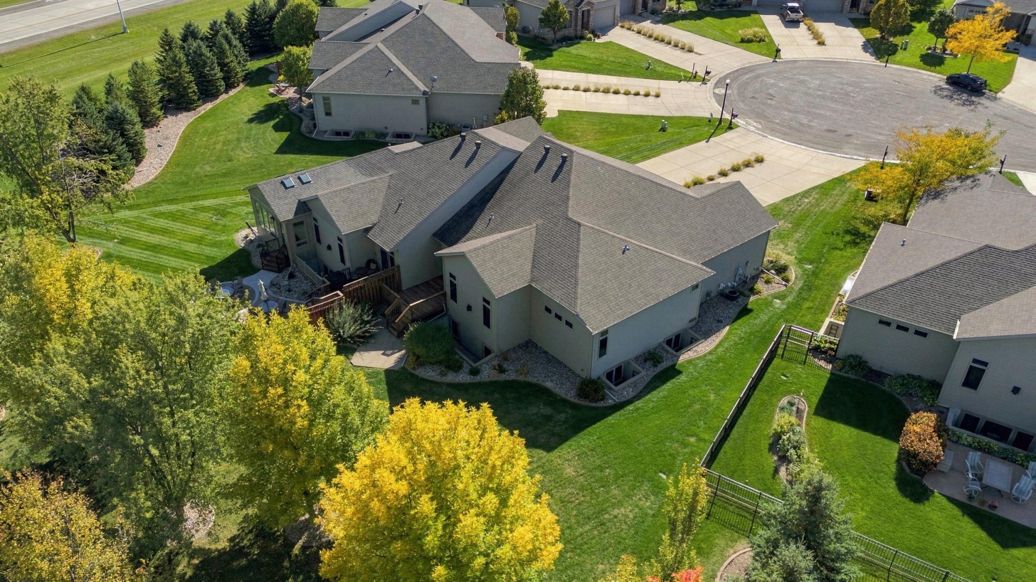 main property photo 50