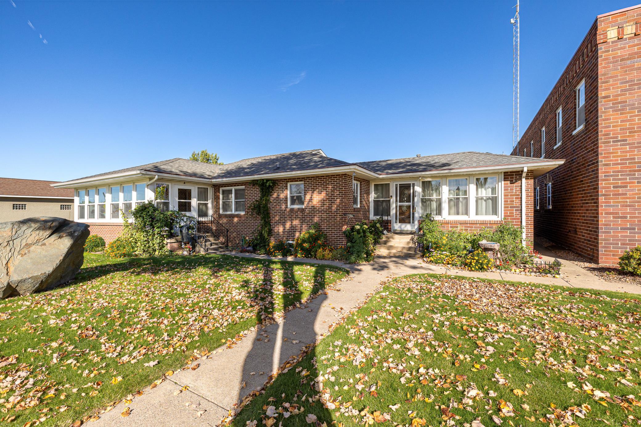 main property photo 19