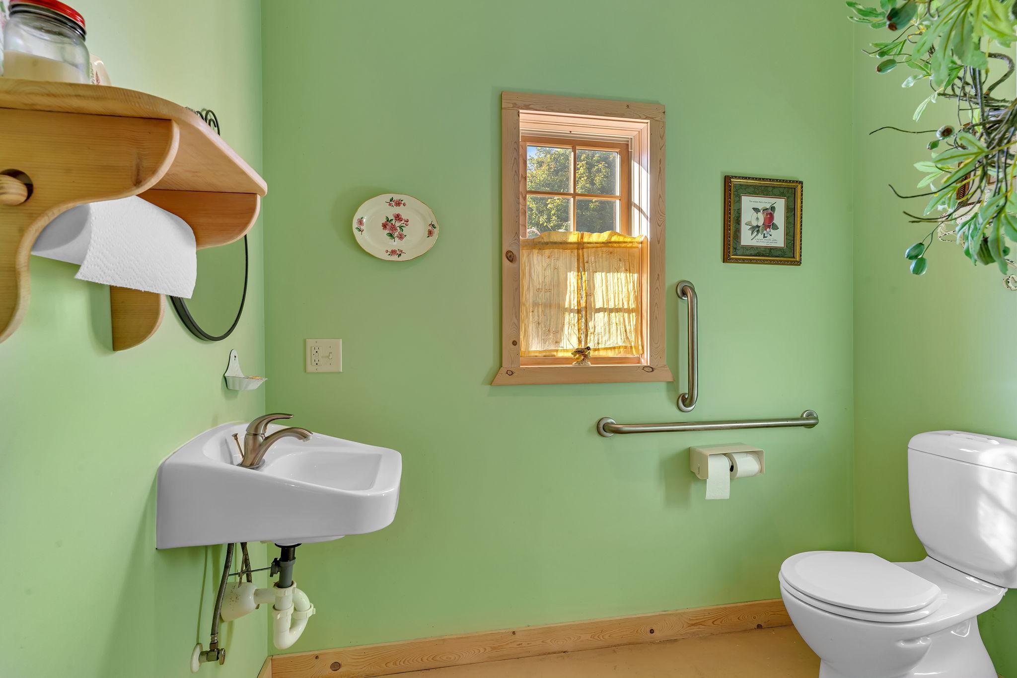 main property photo 45