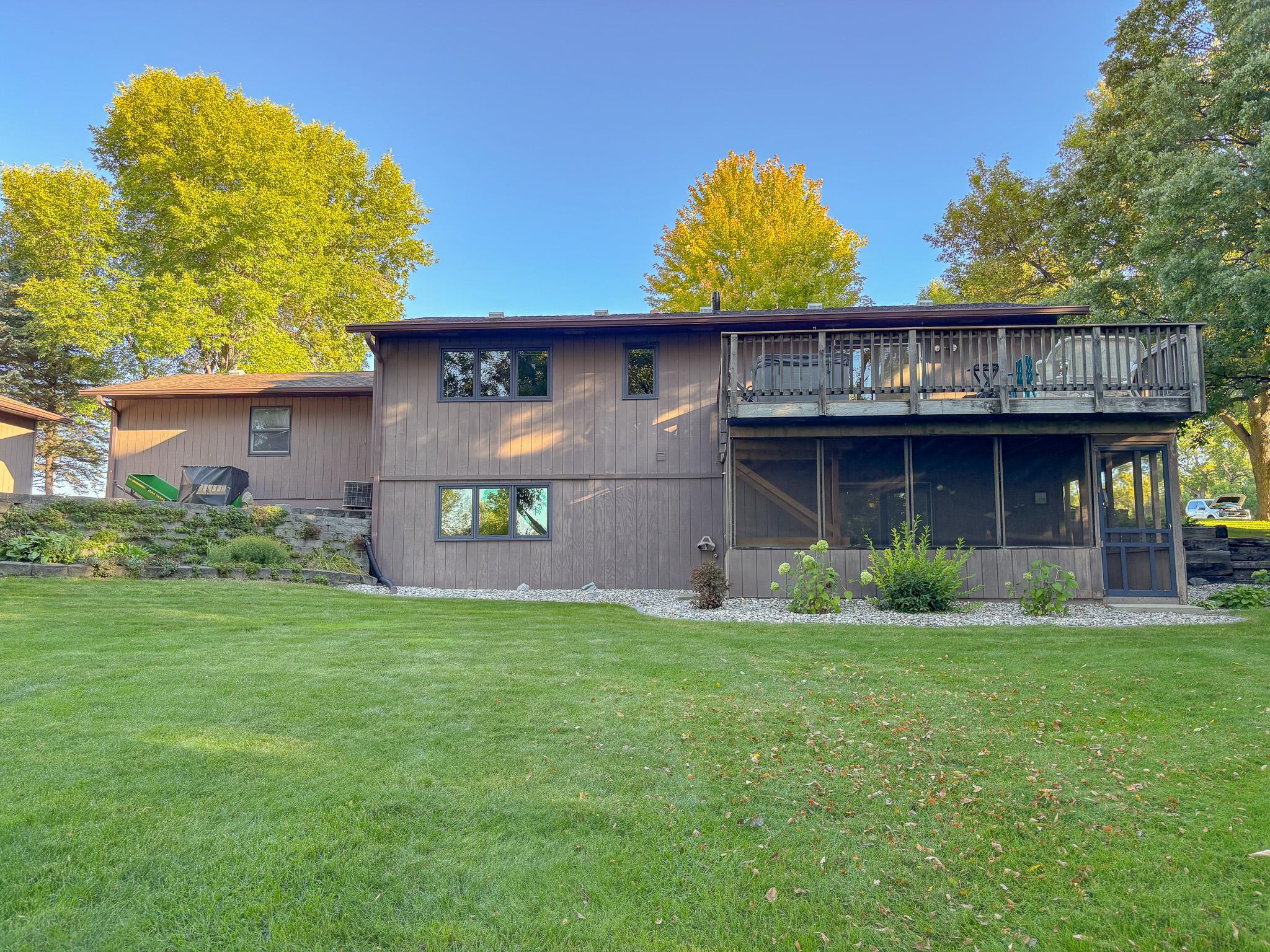 main property photo 38