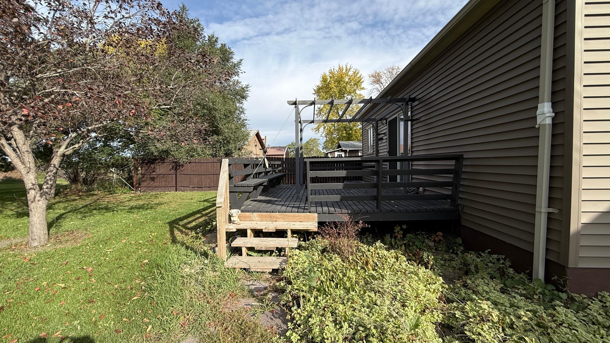 main property photo 5