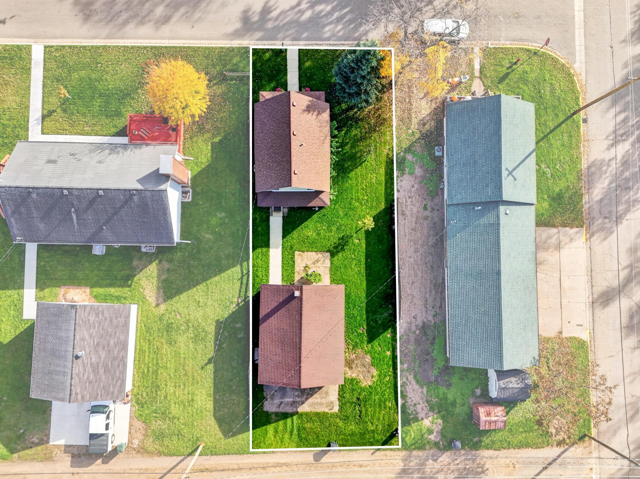 main property photo 26