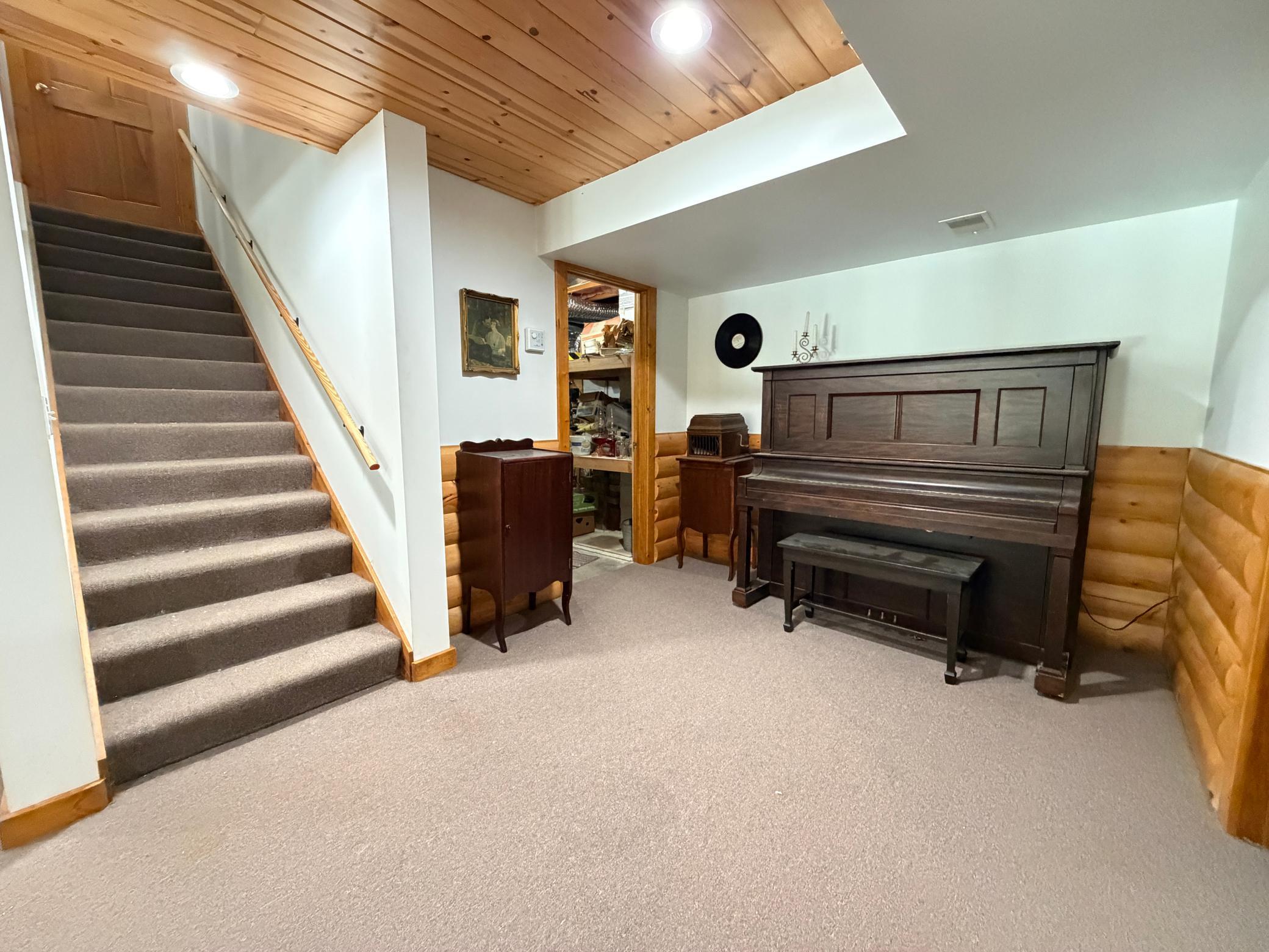 main property photo 60