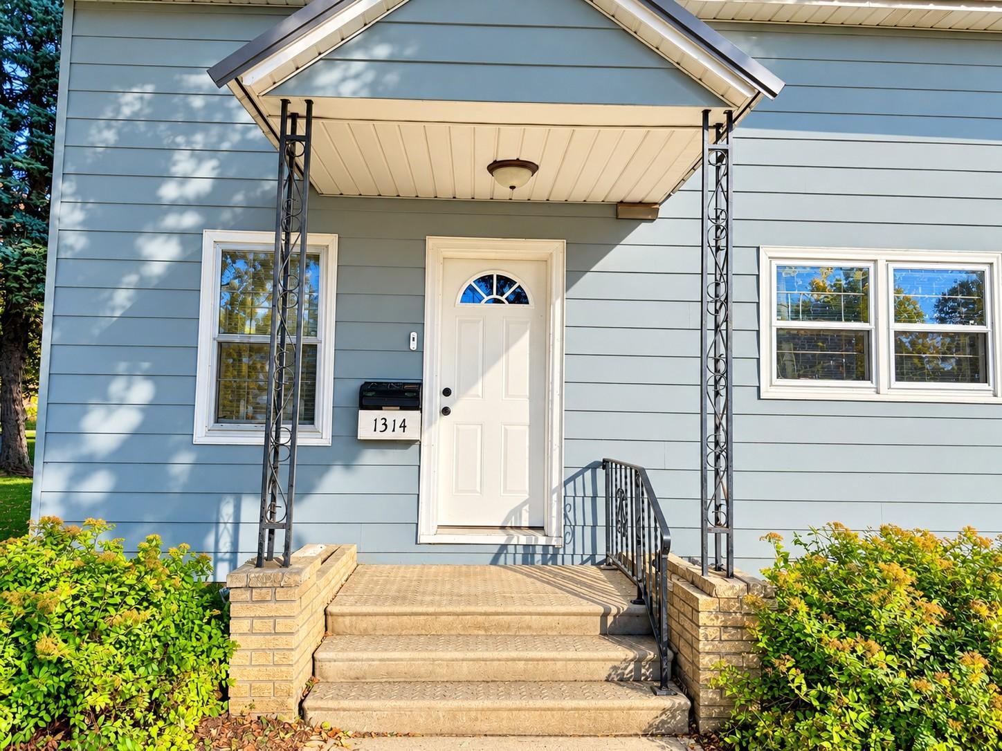 main property photo 19