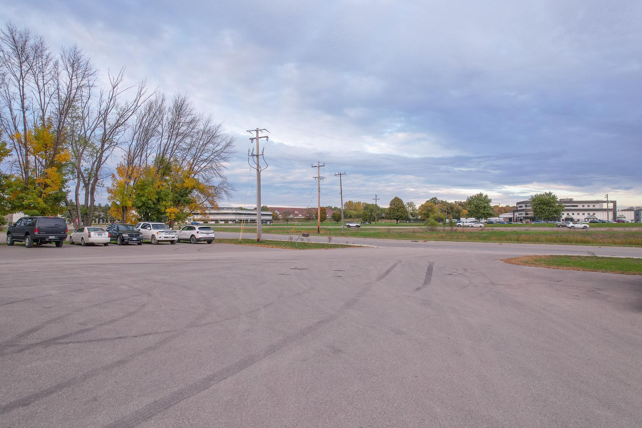 main property photo 9