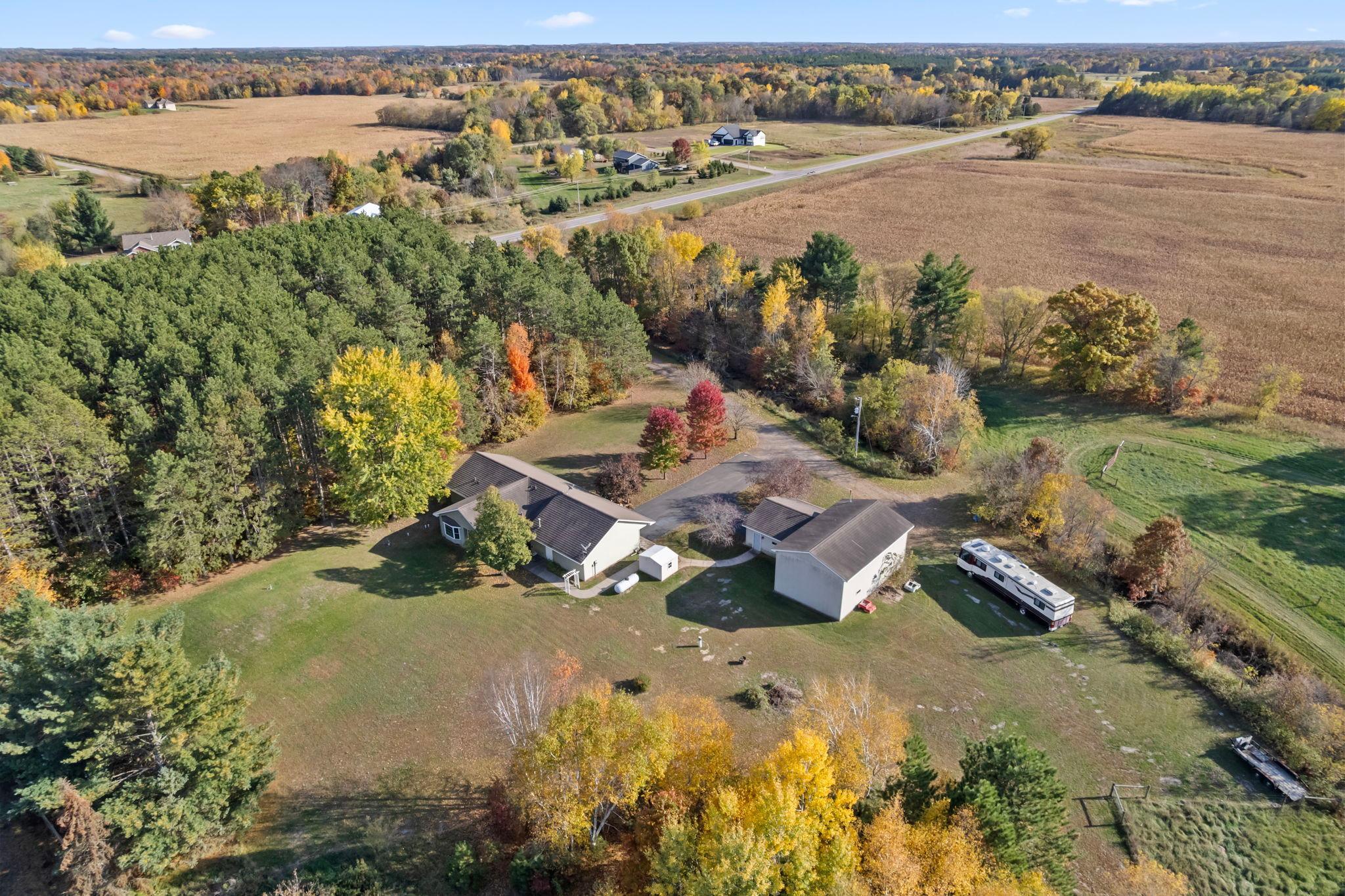 main property photo 40