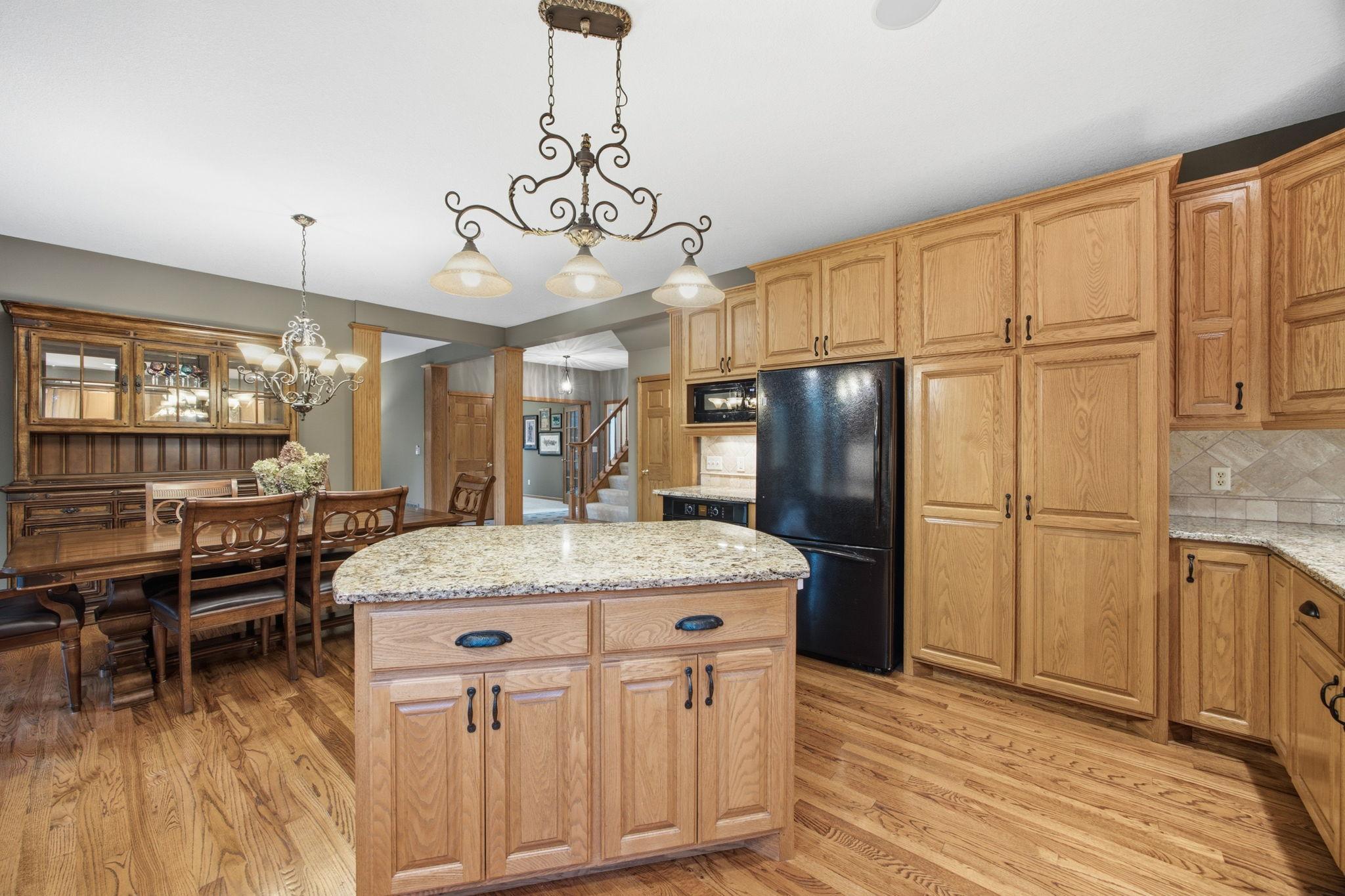 main property photo 16