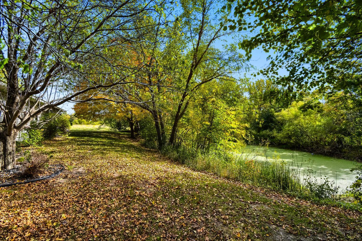main property photo 28