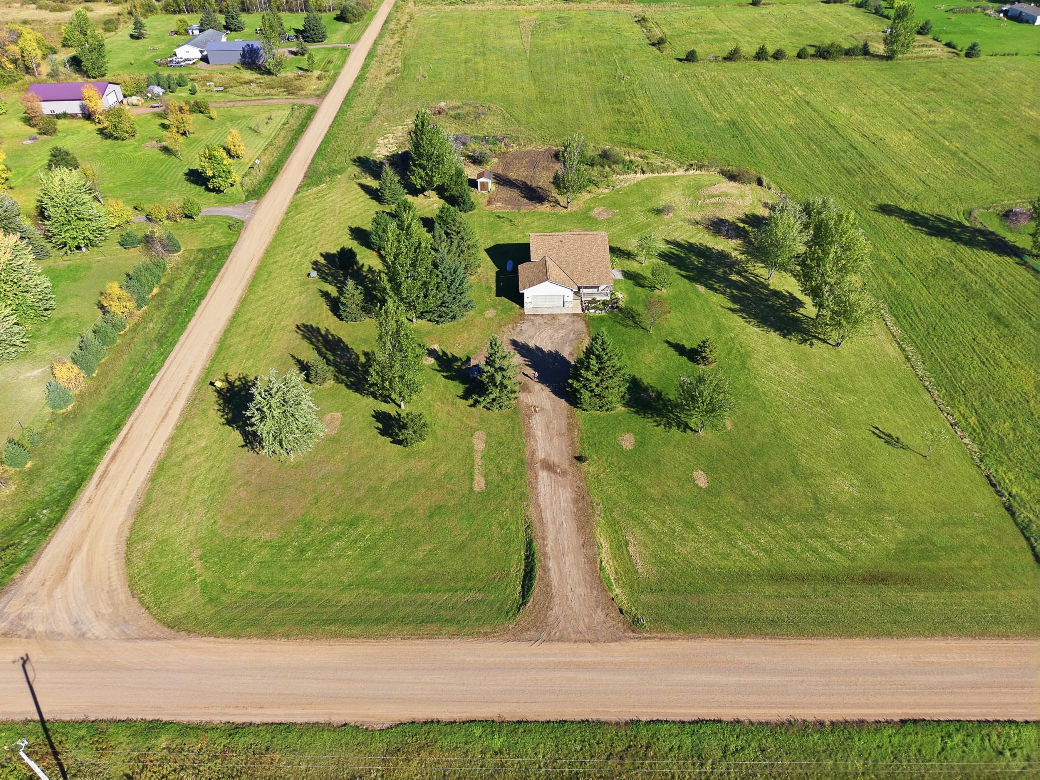 main property photo 33