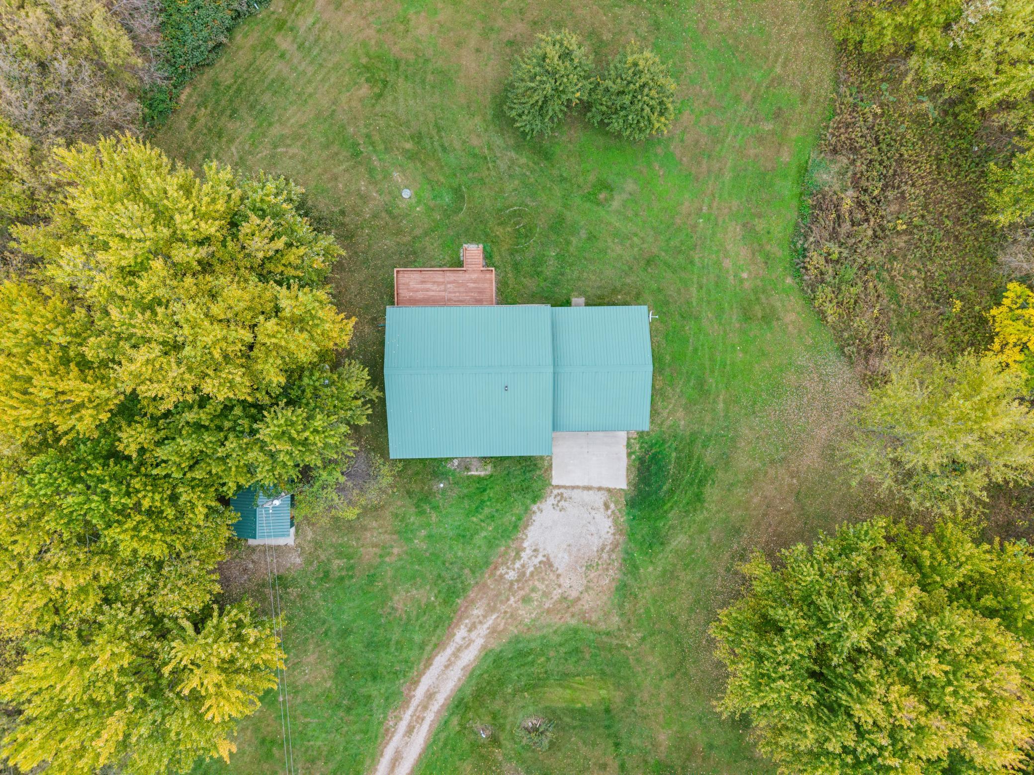 main property photo 30