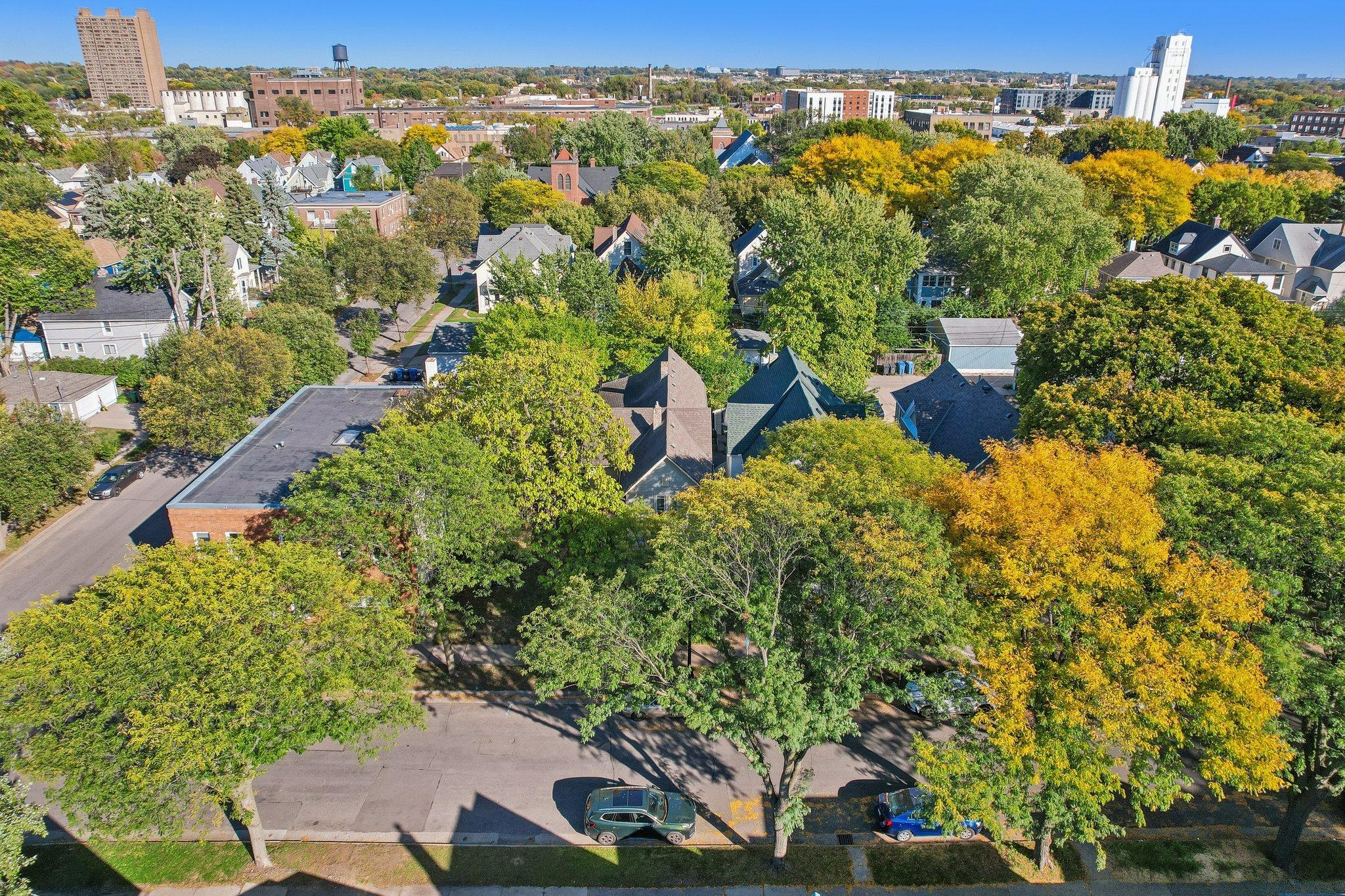 main property photo 33