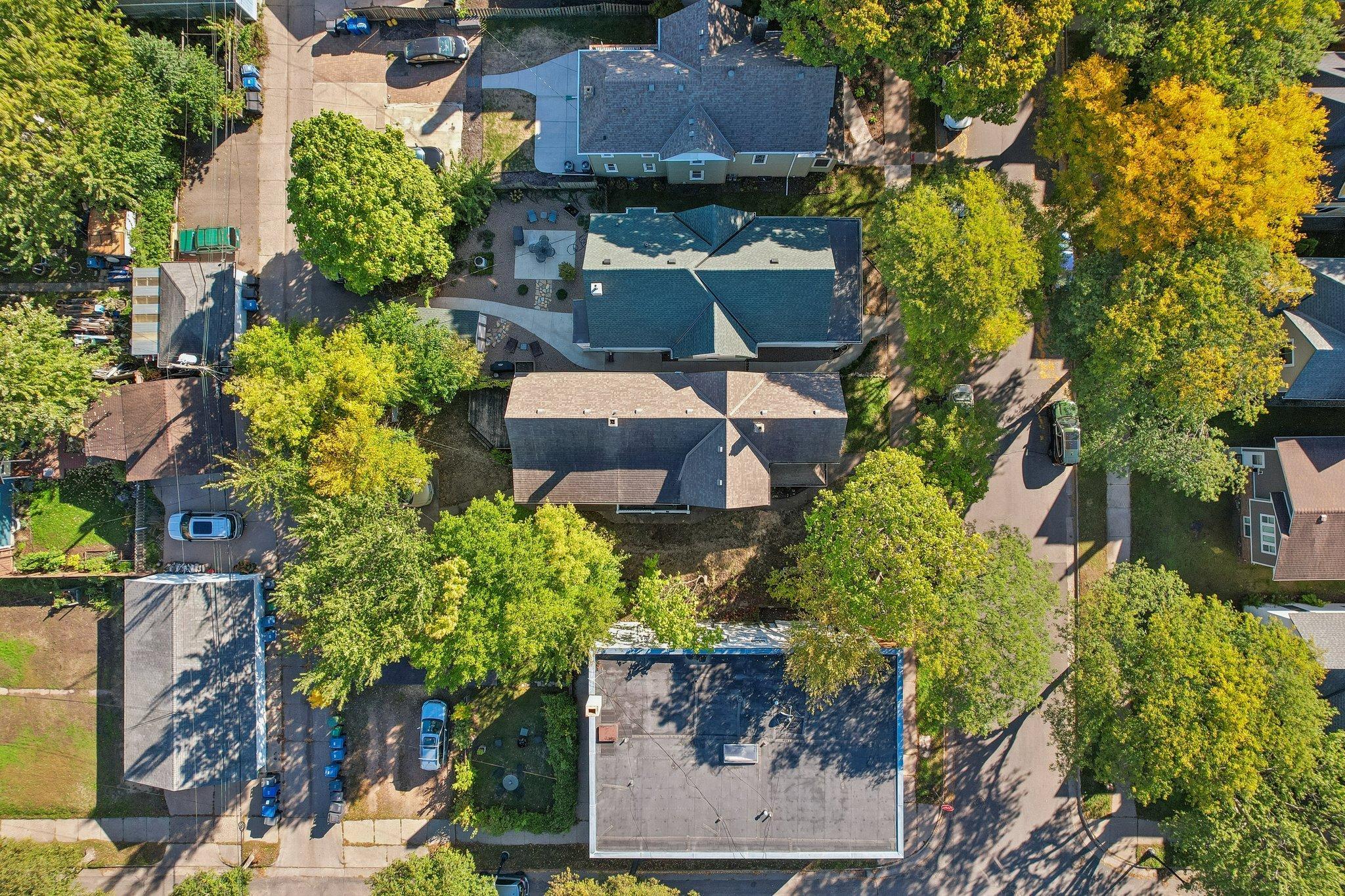 main property photo 39