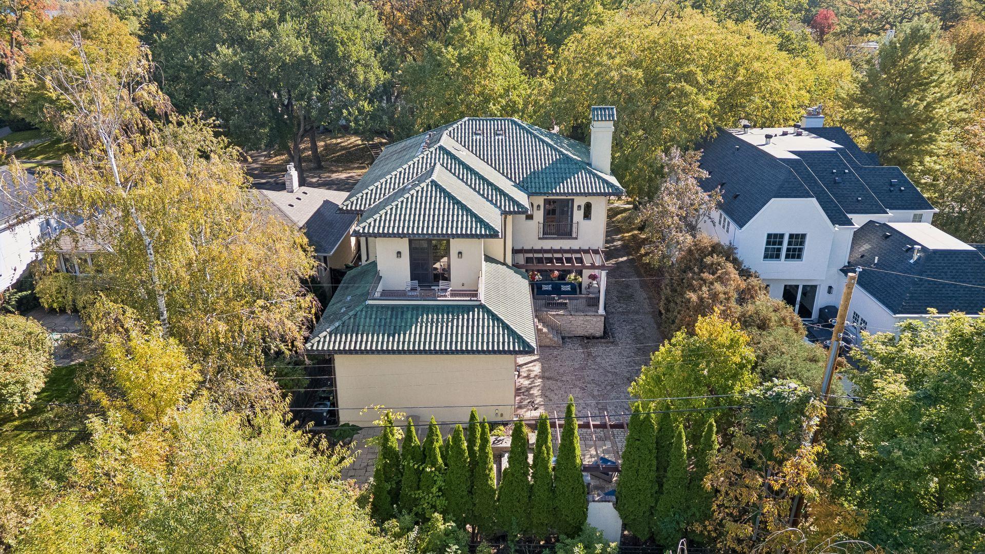 main property photo 70