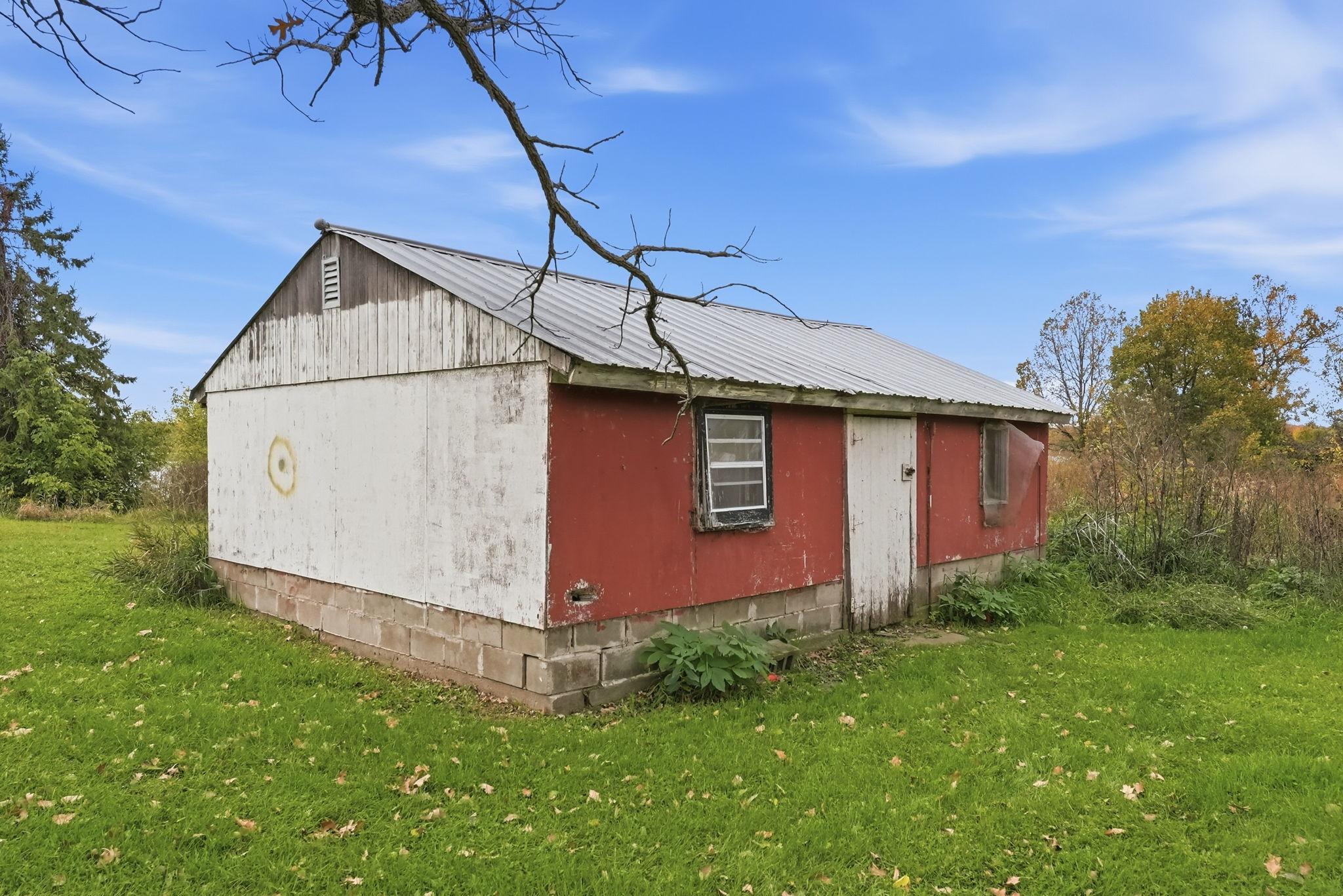 main property photo 50