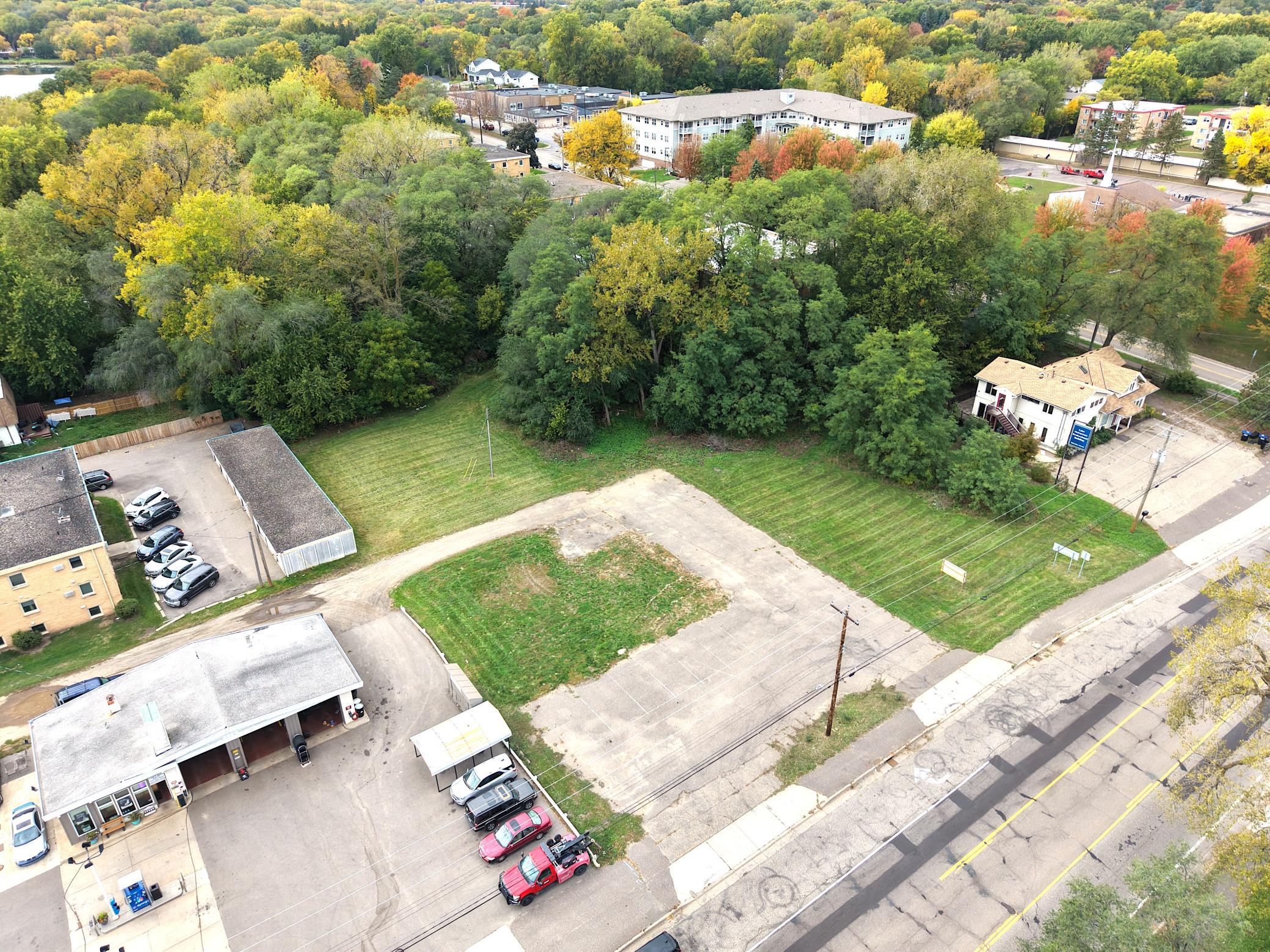 main property photo 7