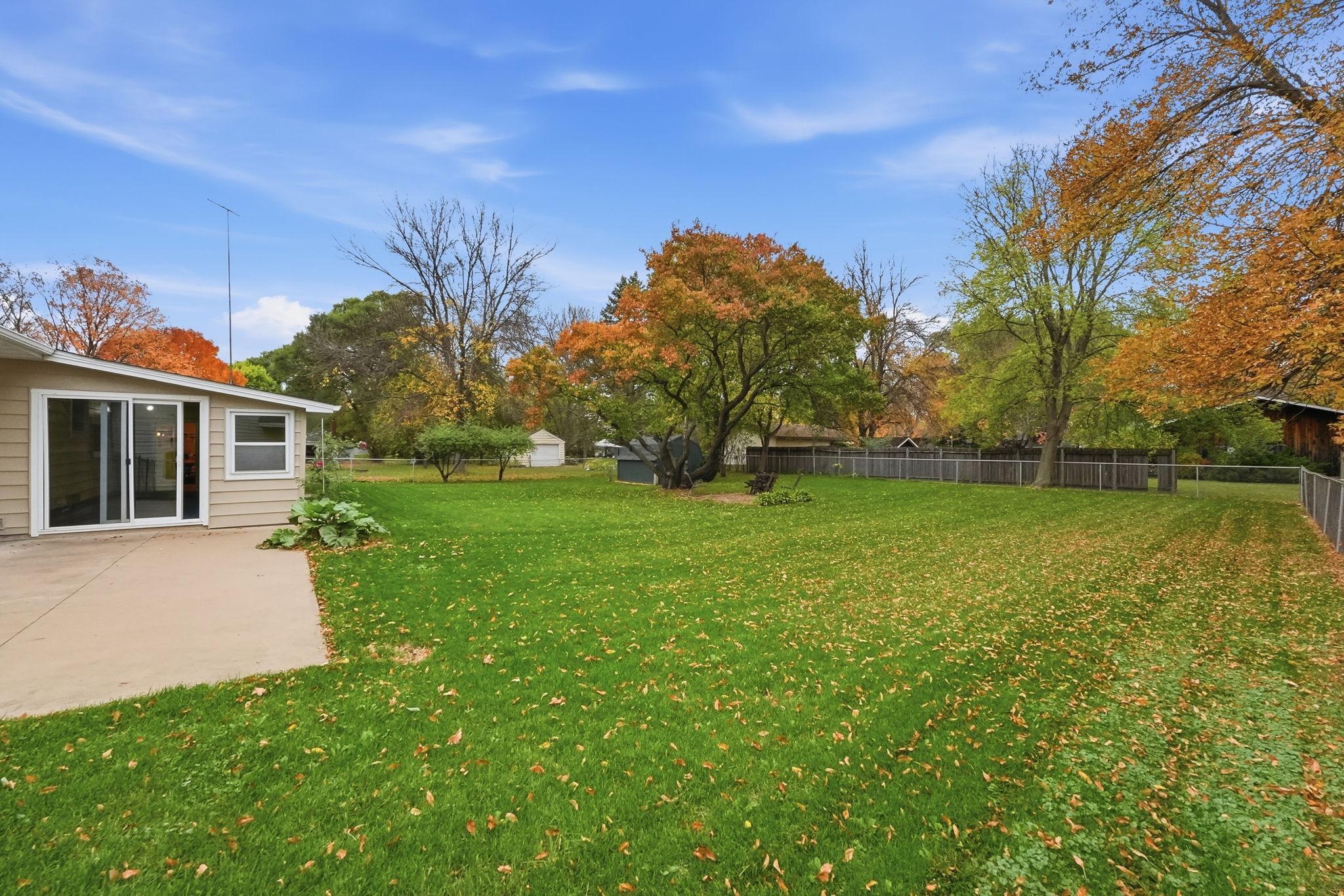 main property photo 27