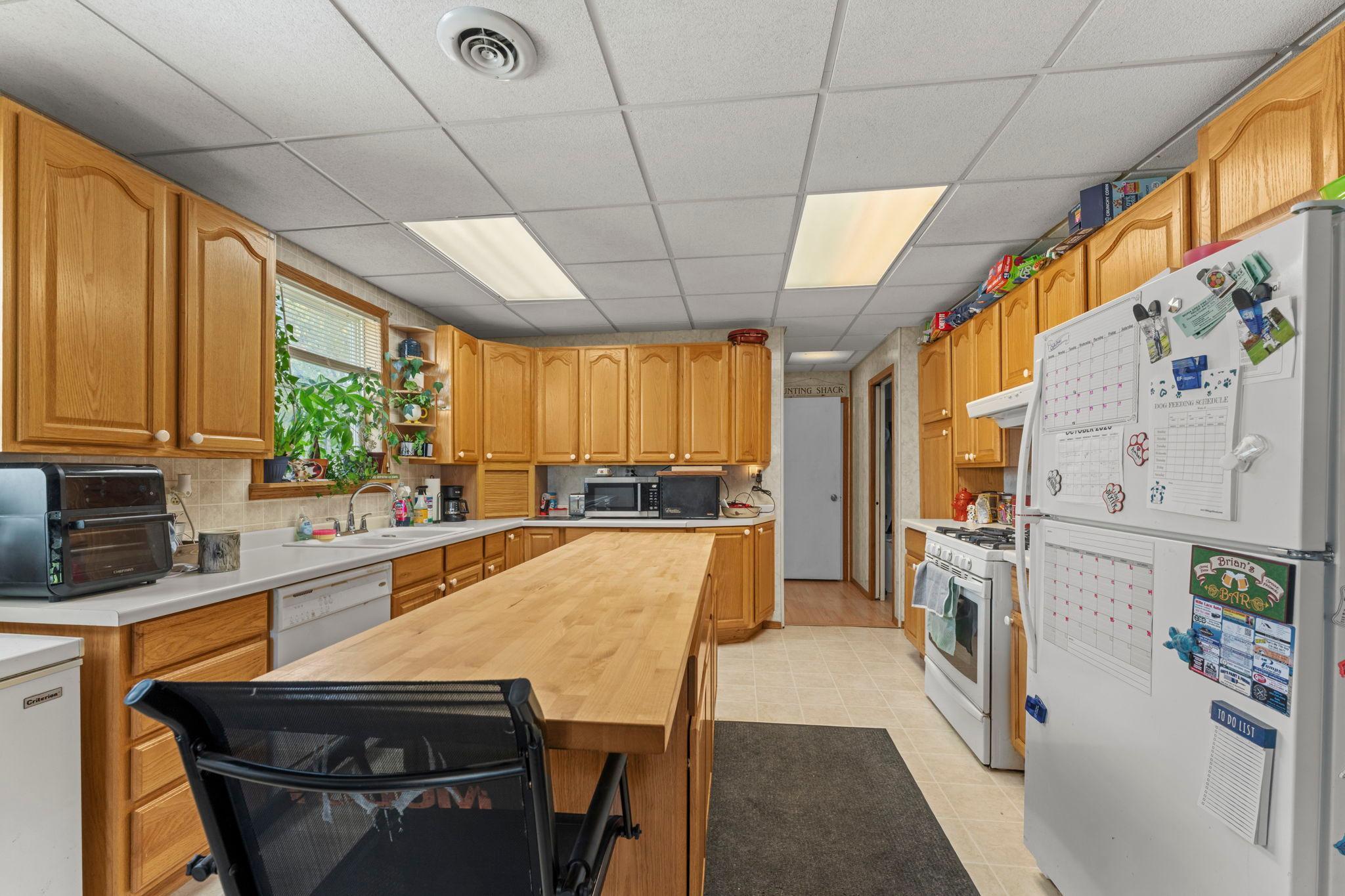 main property photo 22