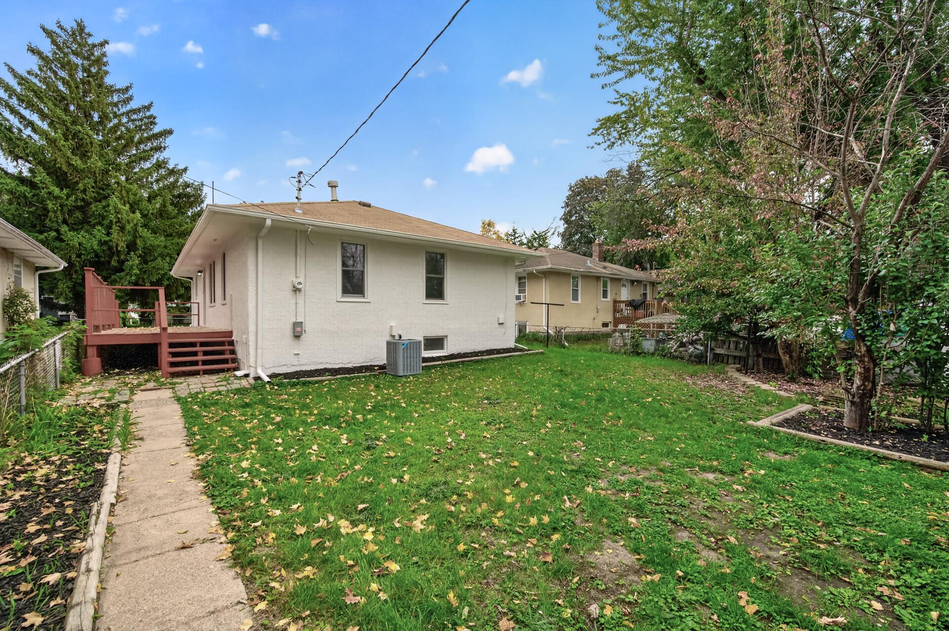 main property photo 40