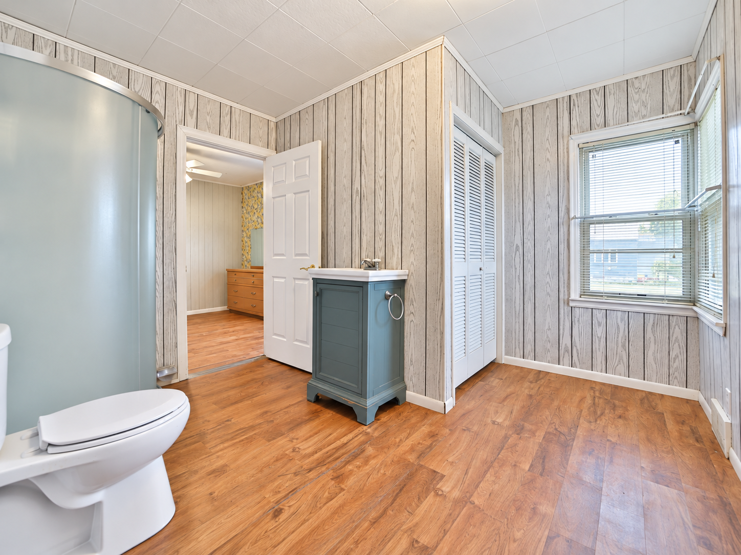 main property photo 22
