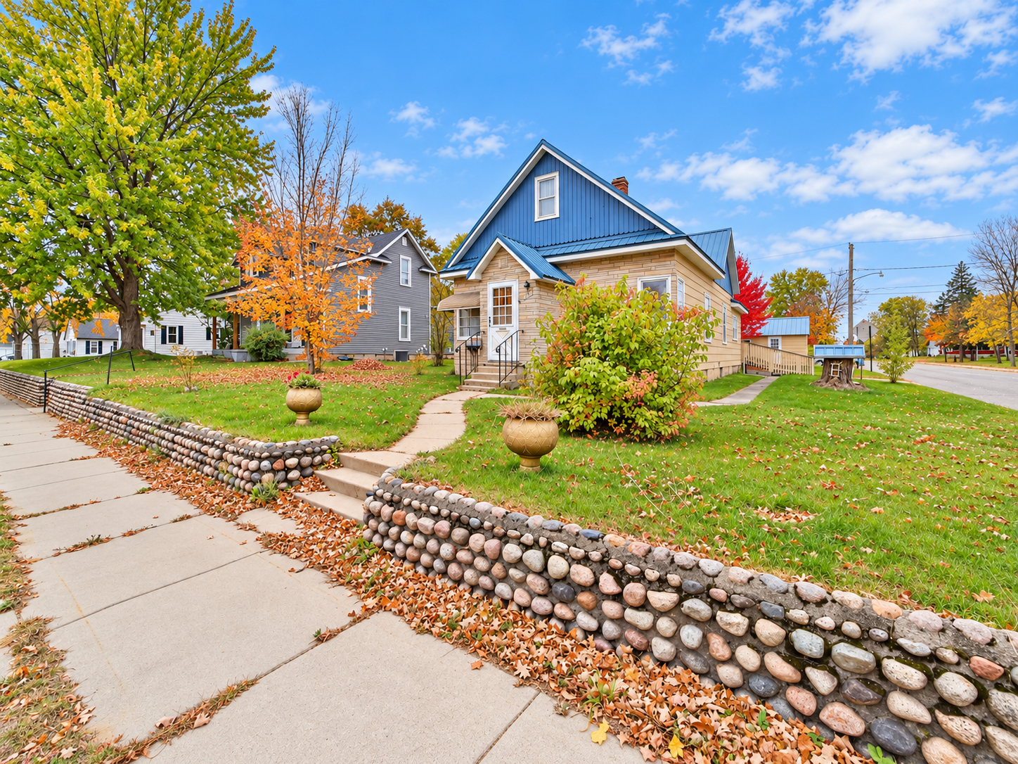 main property photo 32
