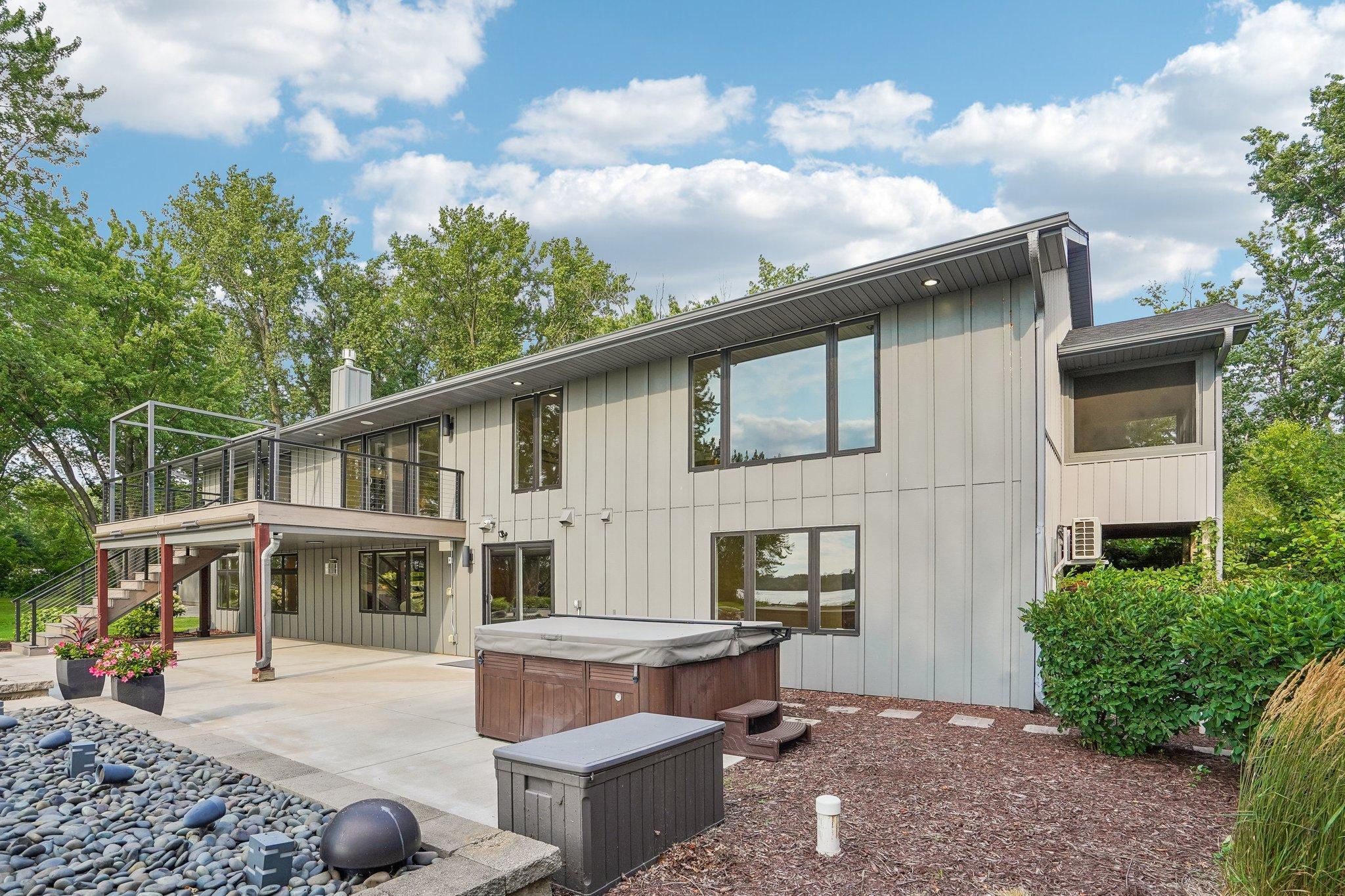 main property photo 70