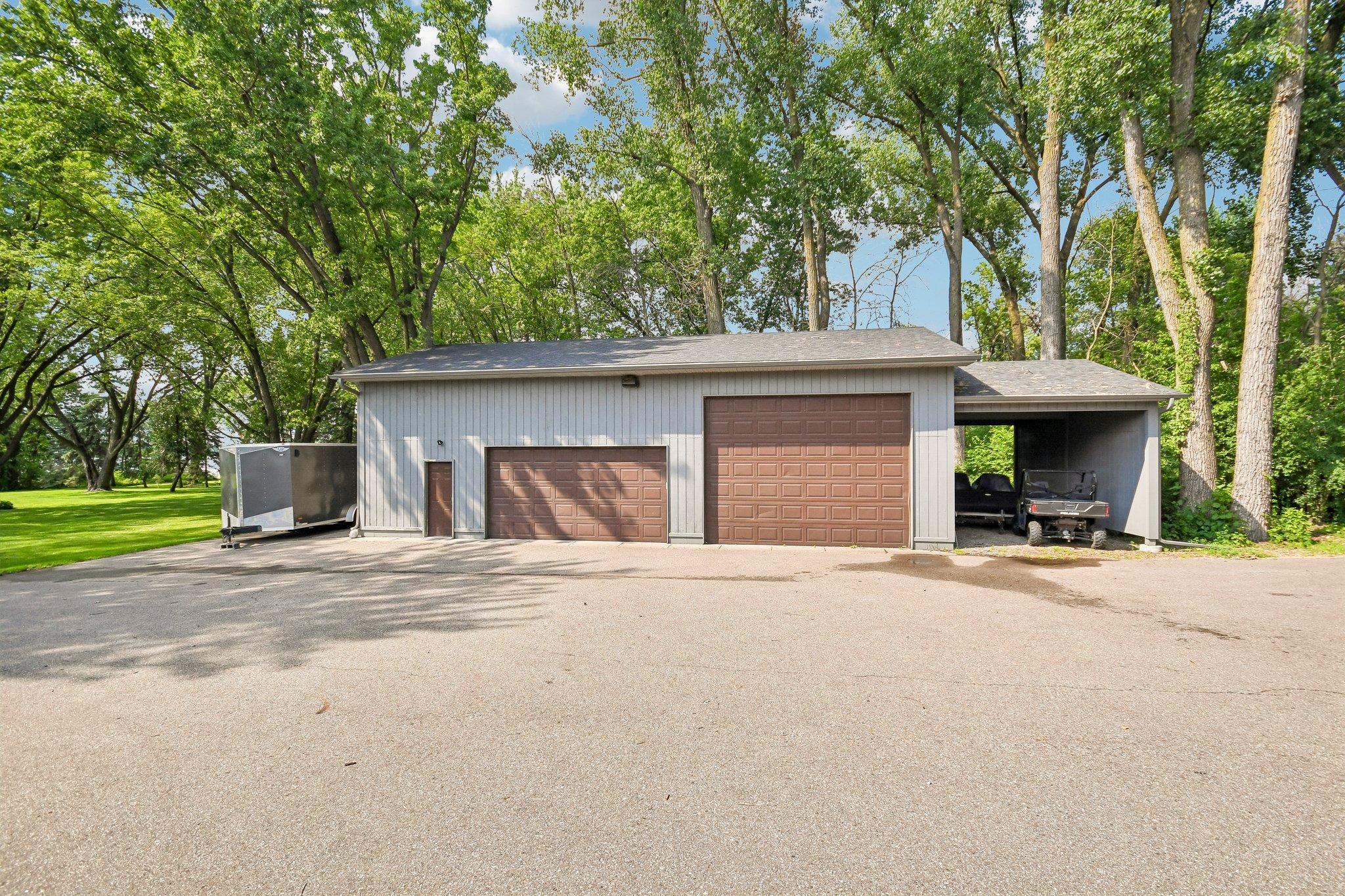 main property photo 99
