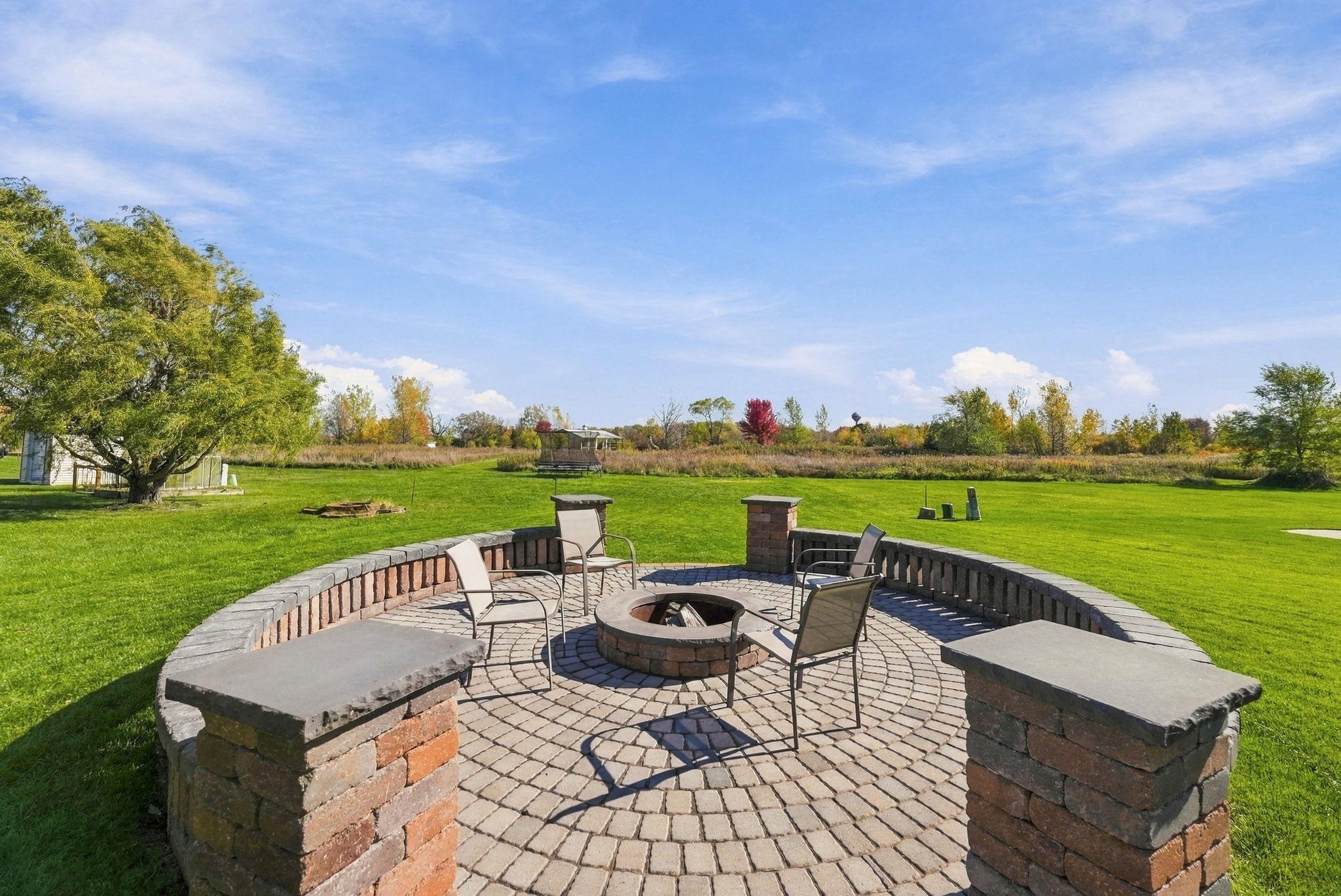 main property photo 44