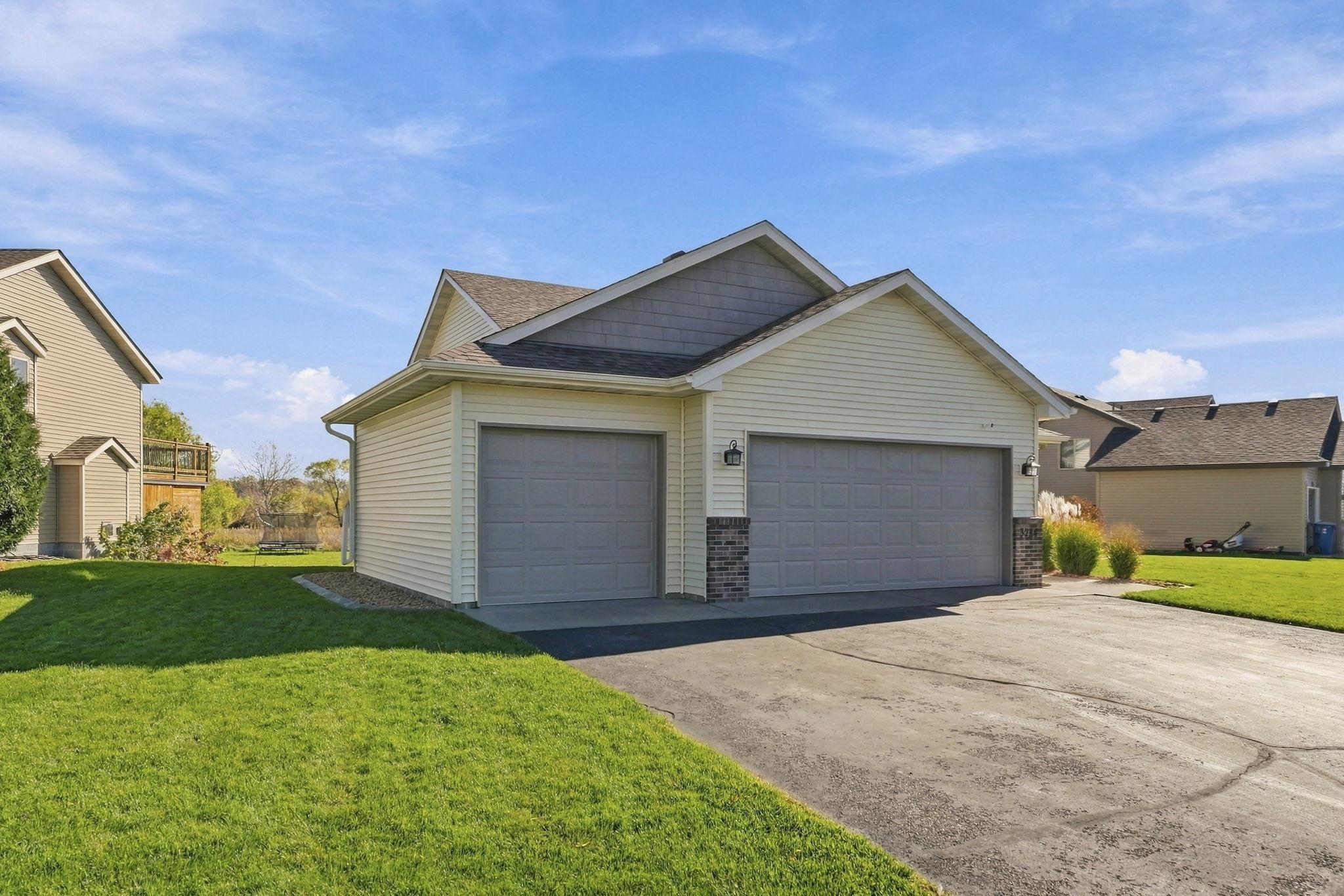 main property photo 59