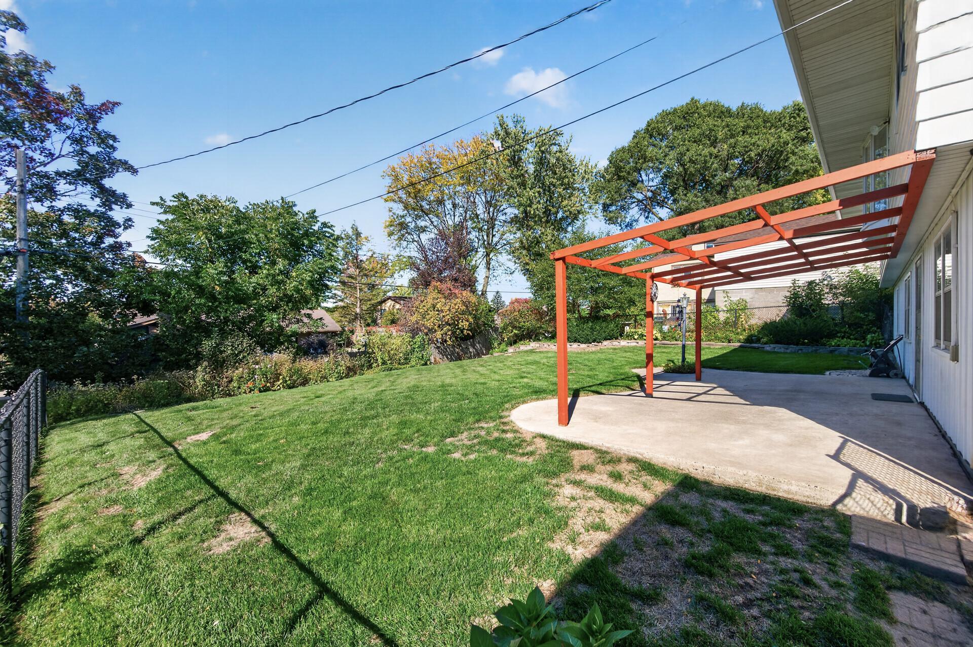 main property photo 41