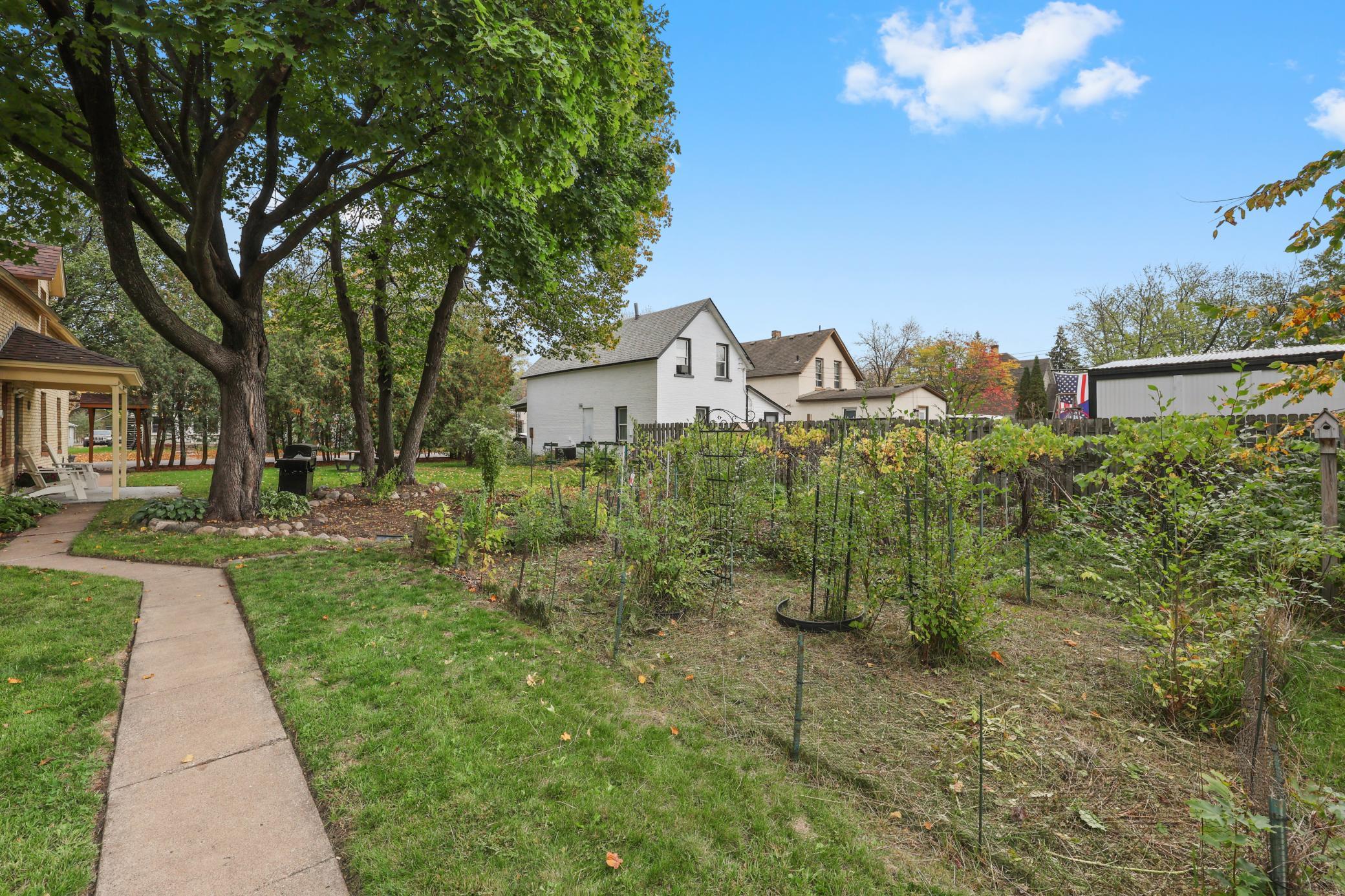 main property photo 46