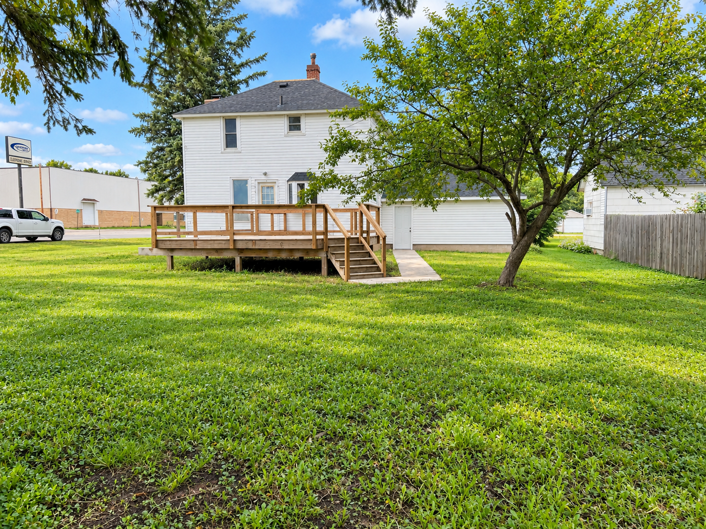 main property photo 3