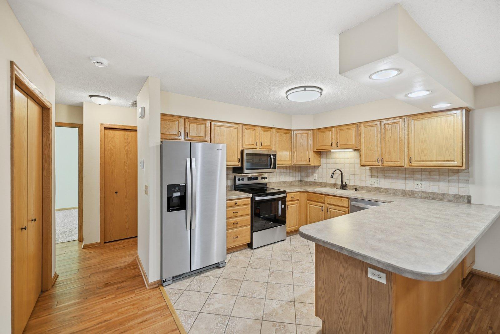 main property photo 5