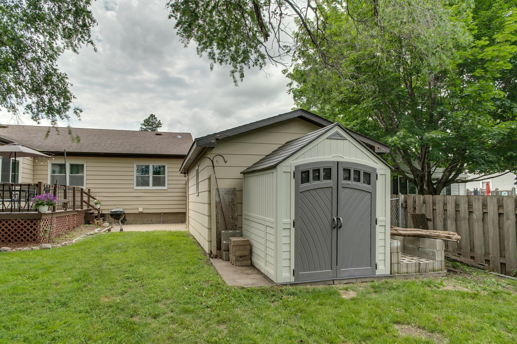 main property photo 50