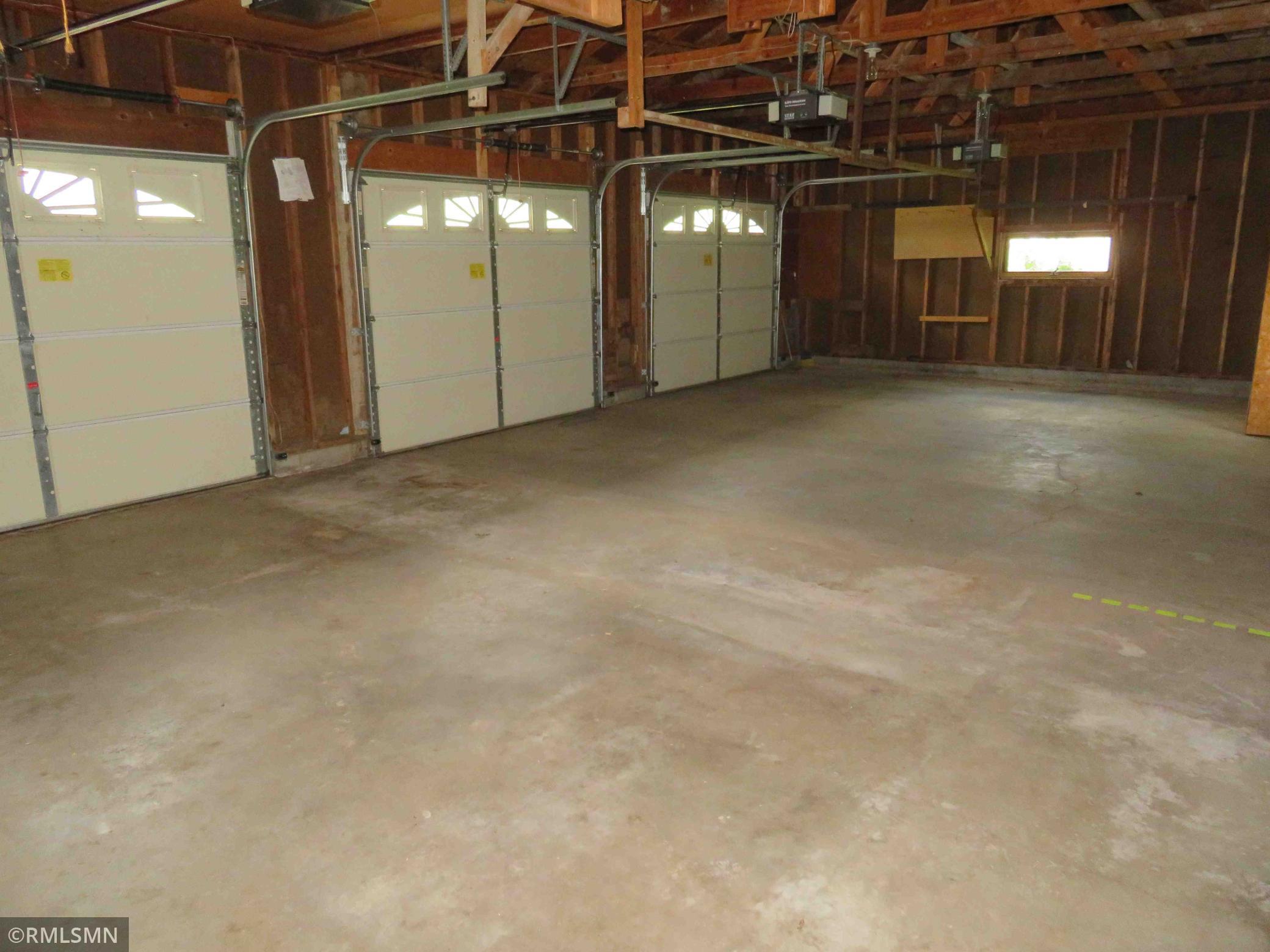 main property photo 81
