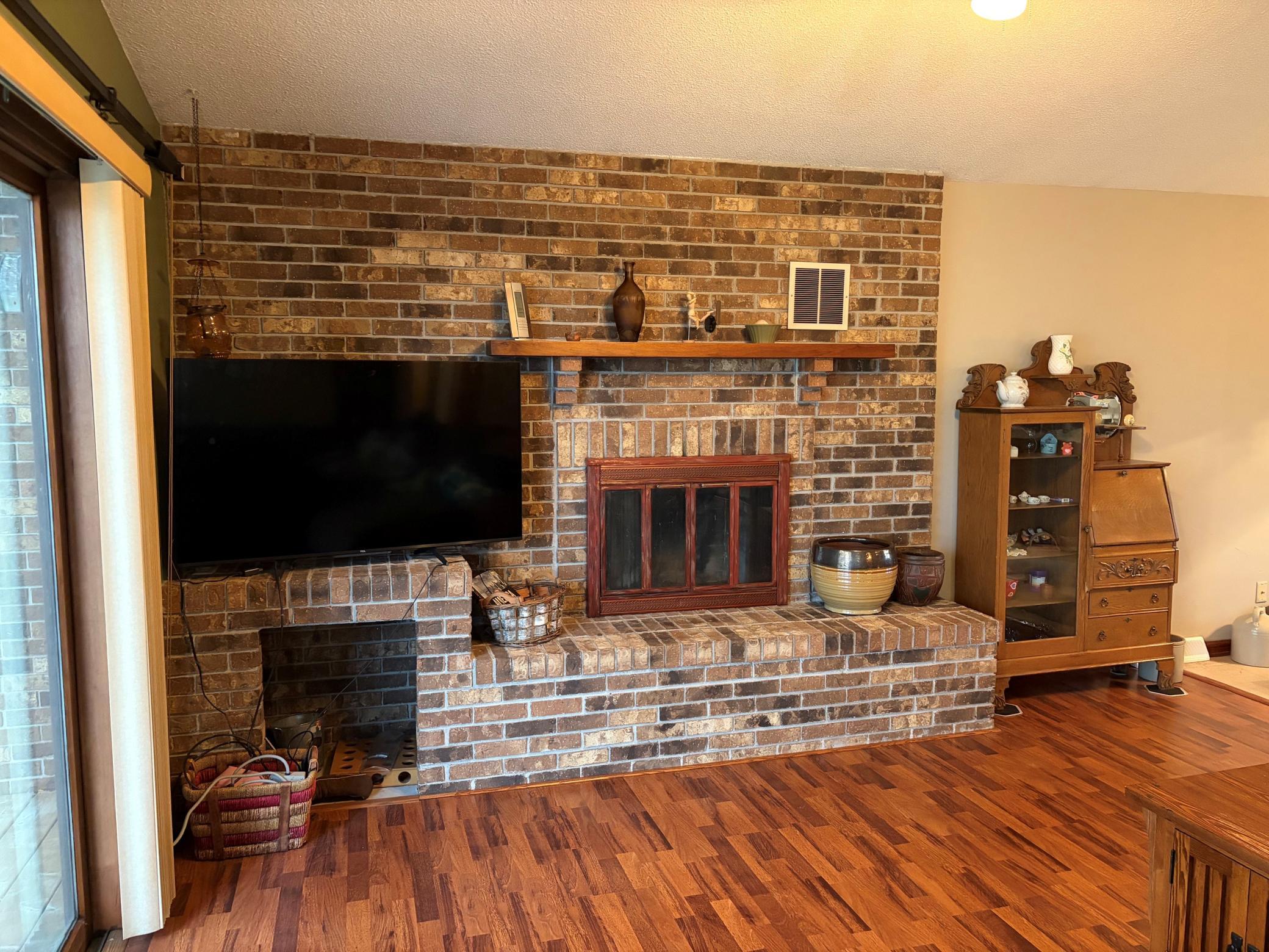 main property photo 17