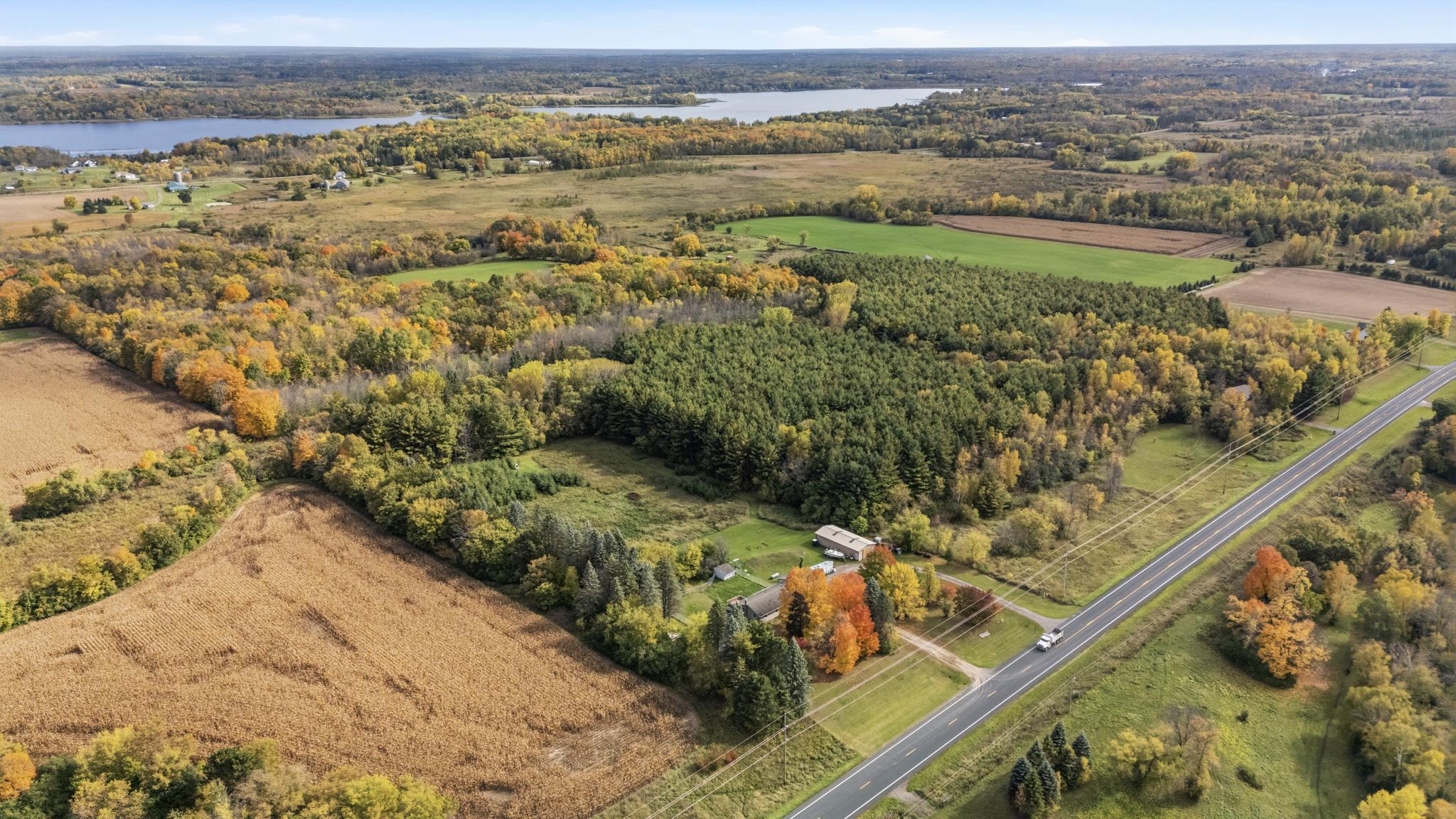 main property photo 40