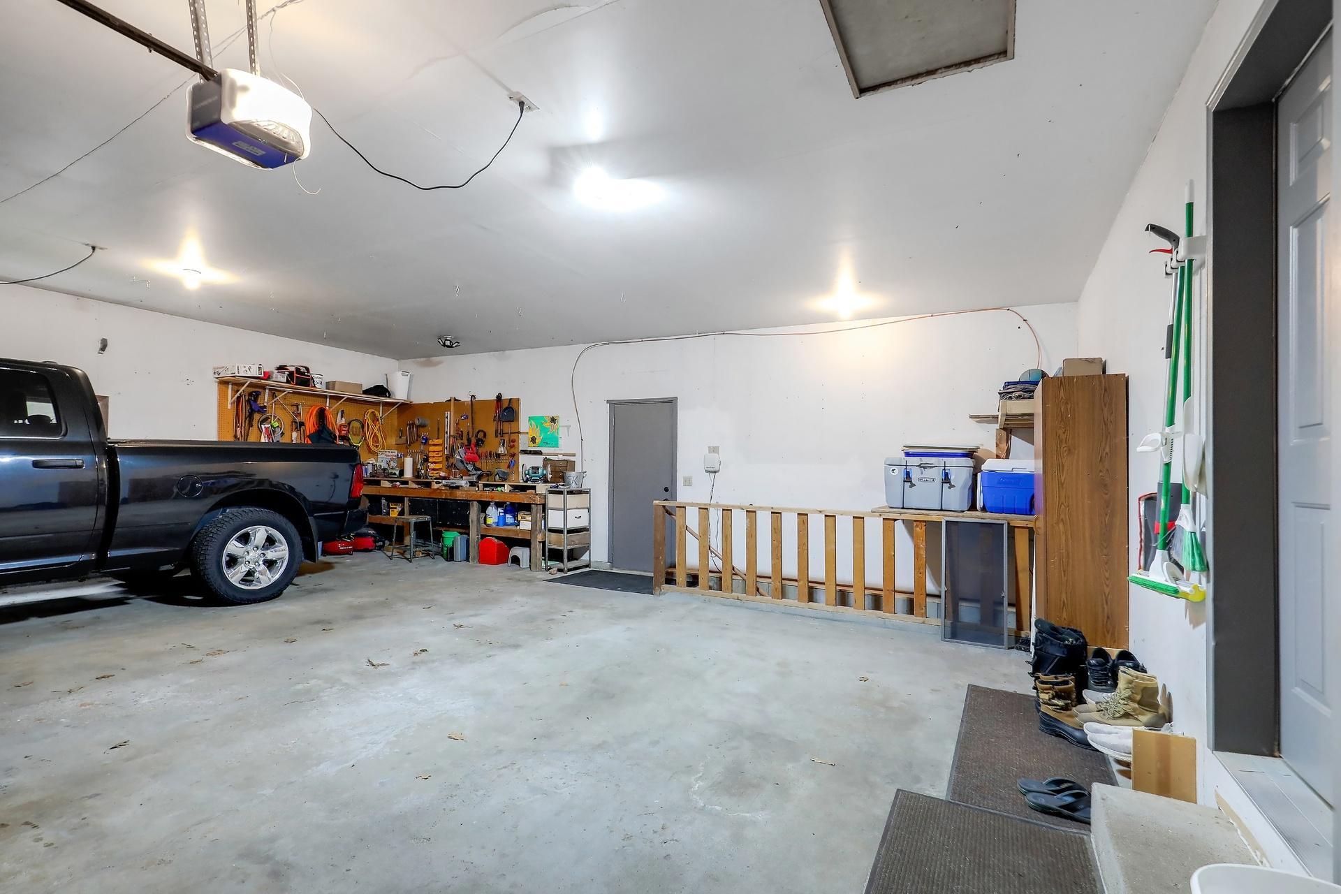 main property photo 58