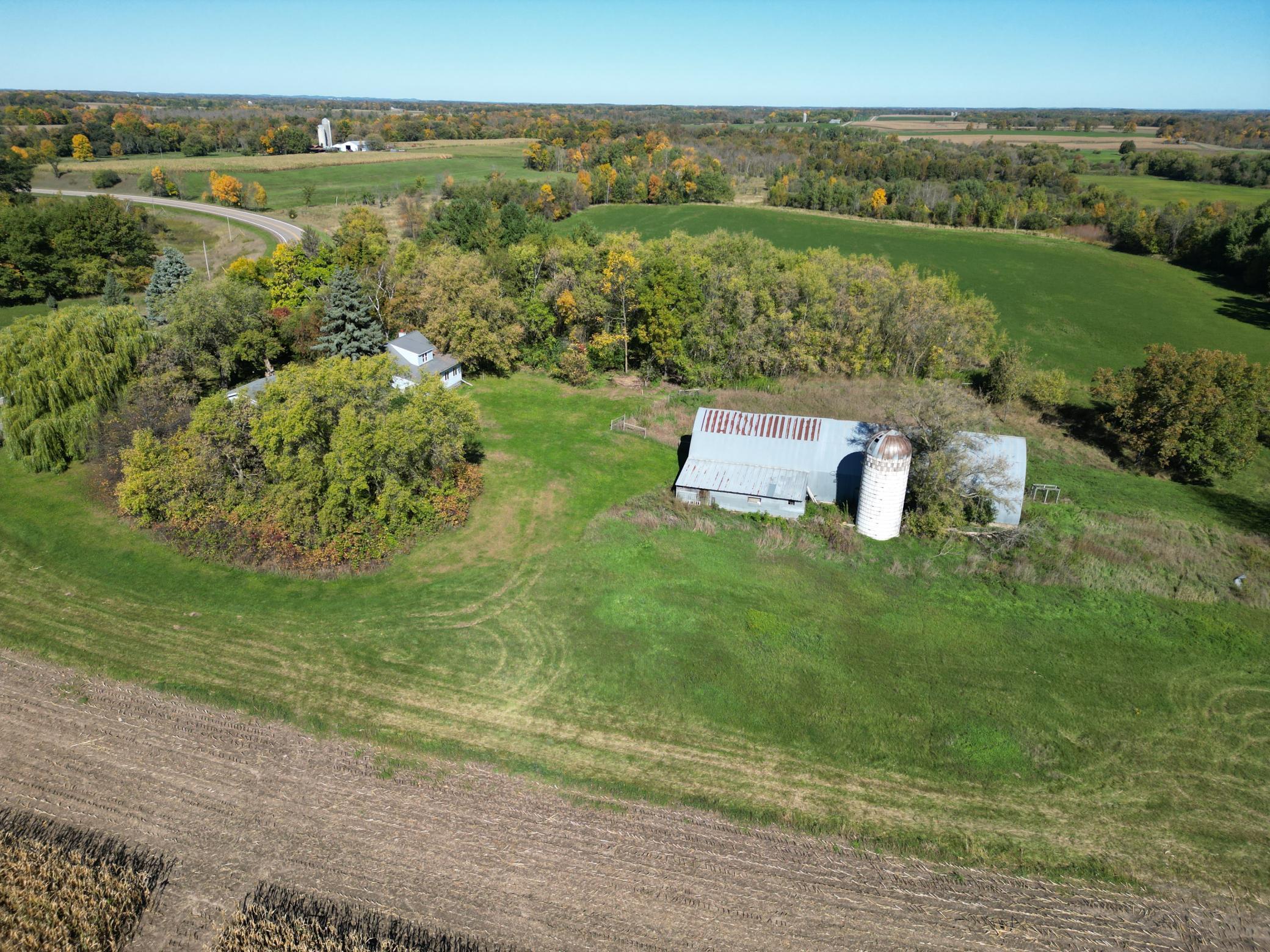 main property photo 31