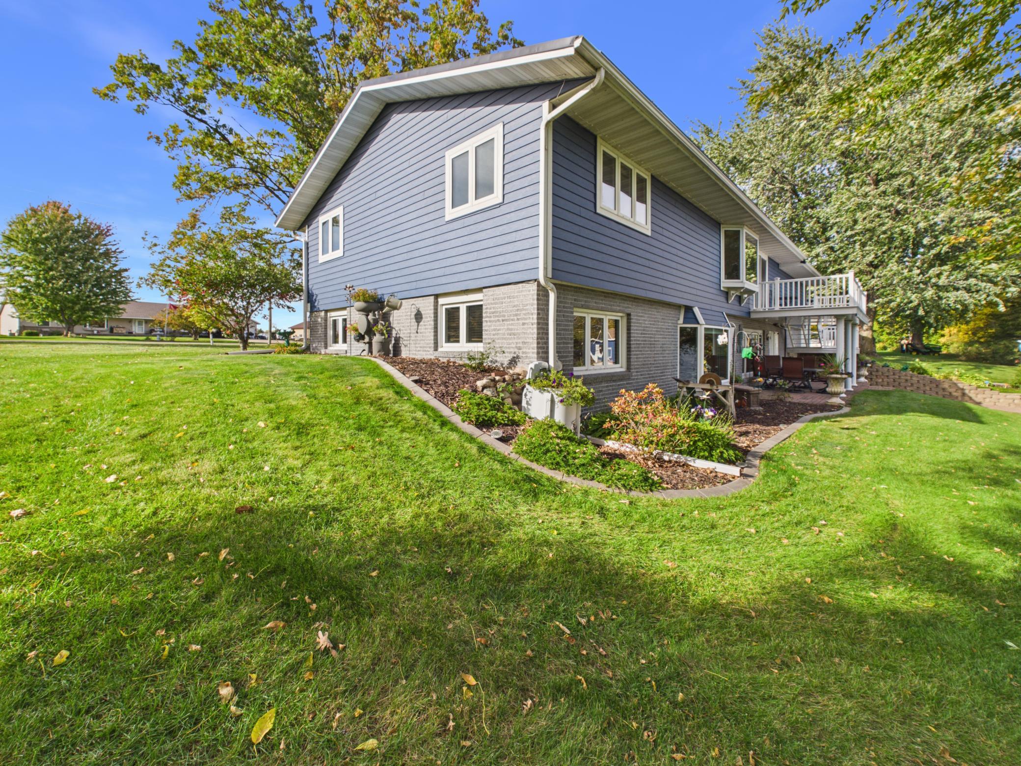 main property photo 59