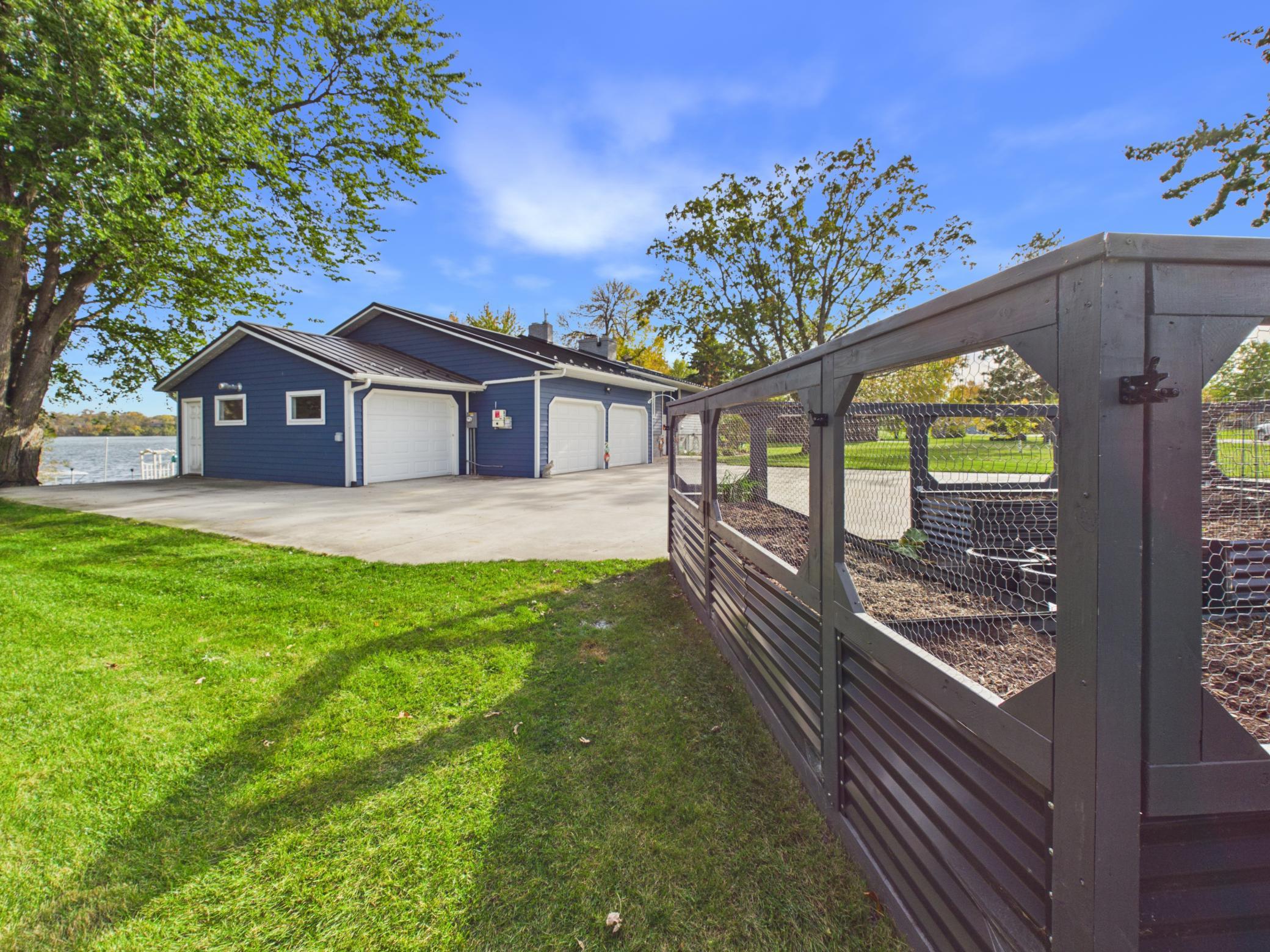 main property photo 78