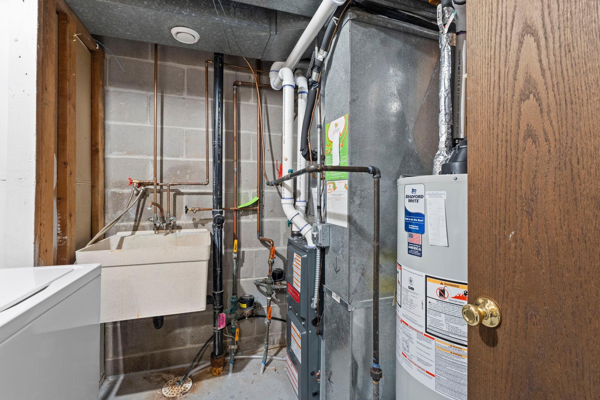 main property photo 29