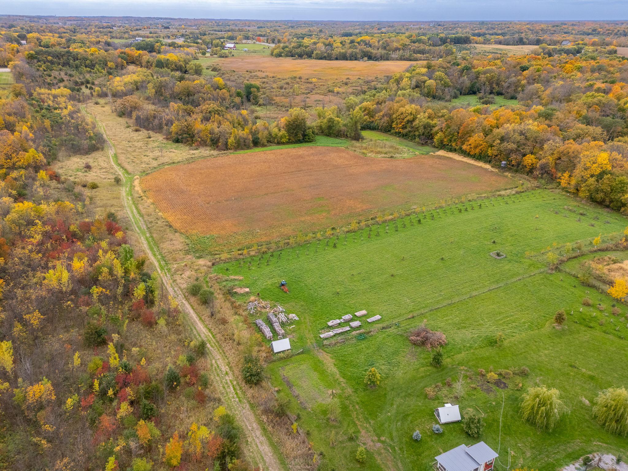 main property photo 13