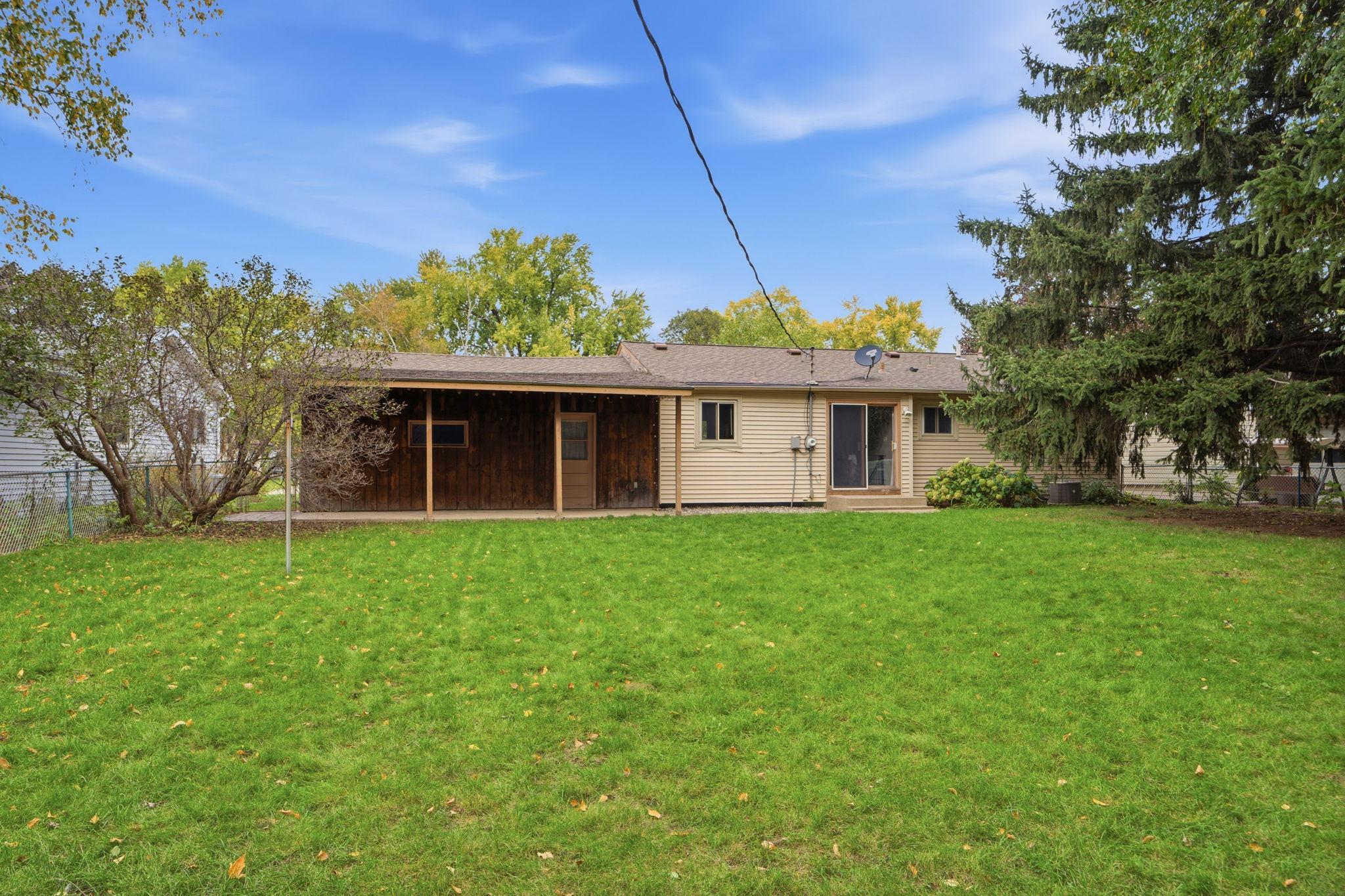main property photo 22