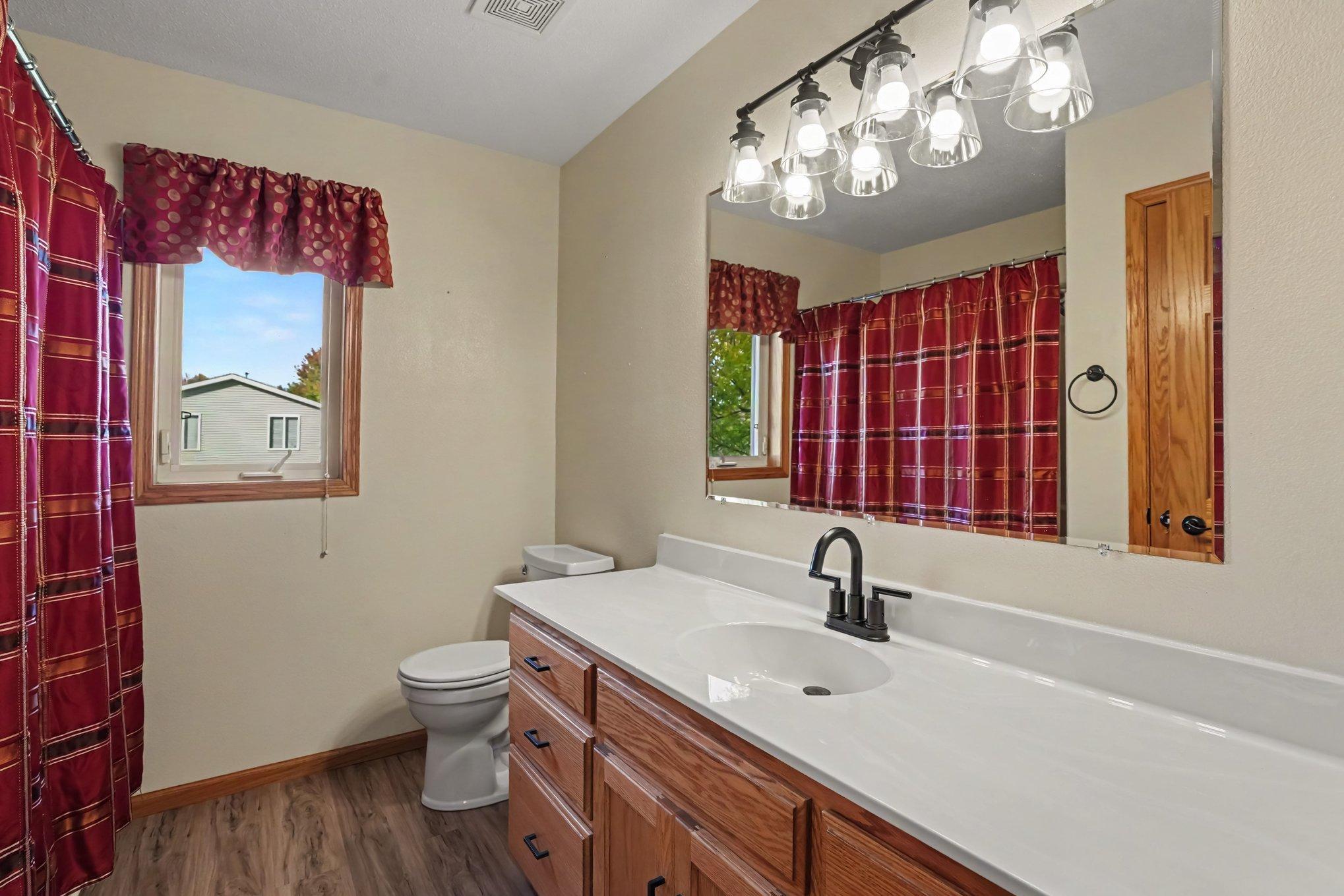 main property photo 12
