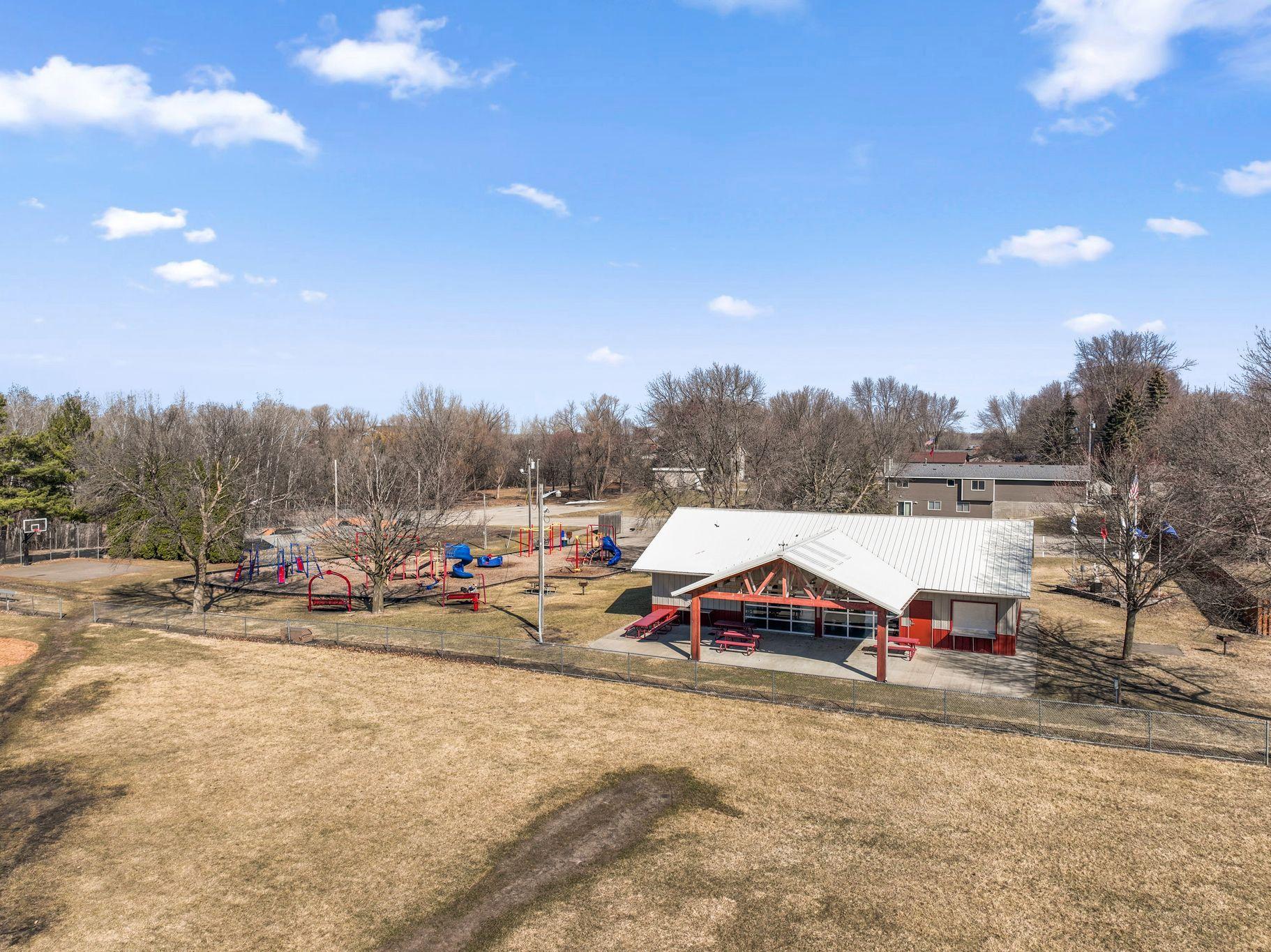 main property photo 21