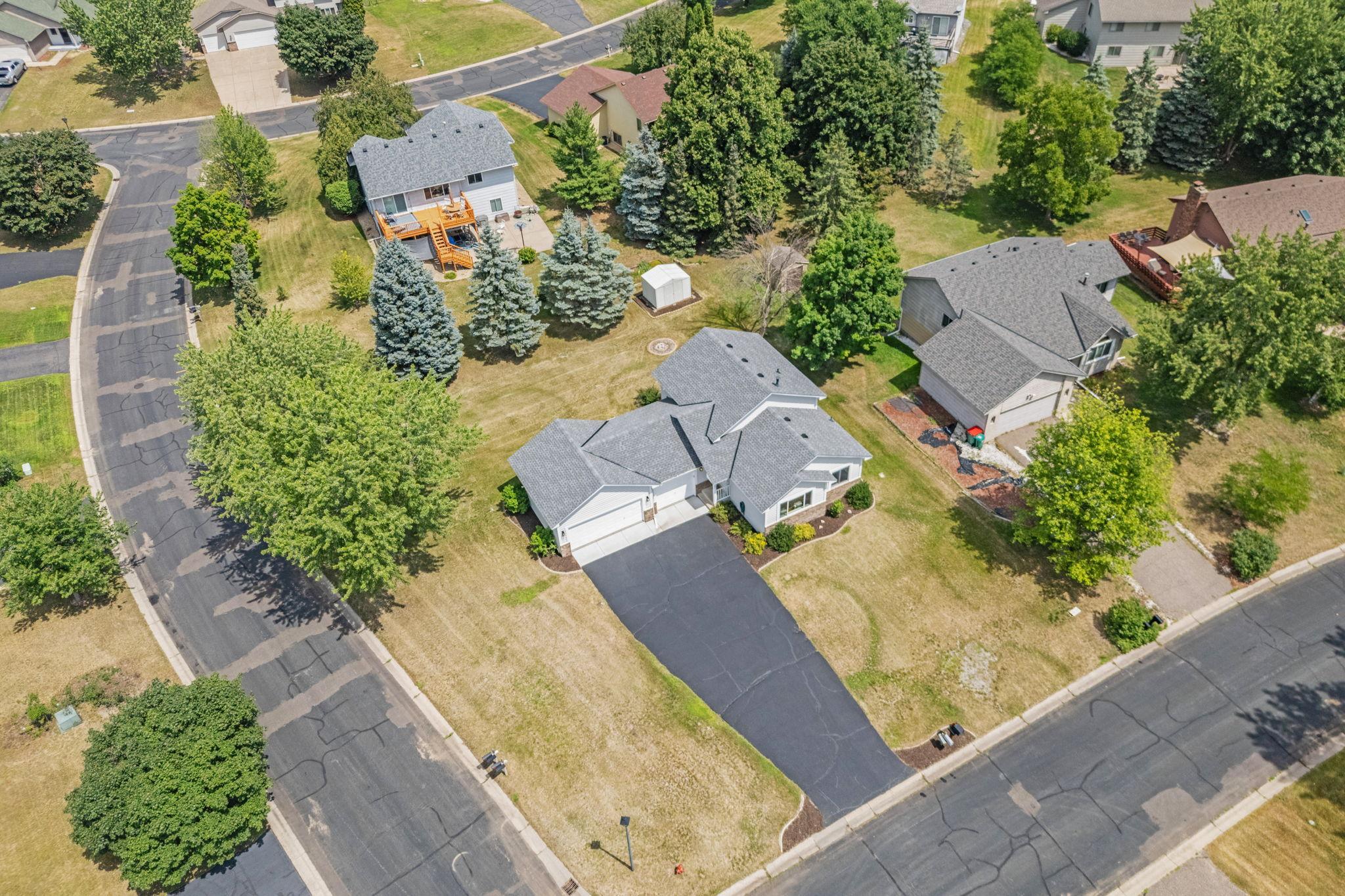 main property photo 41