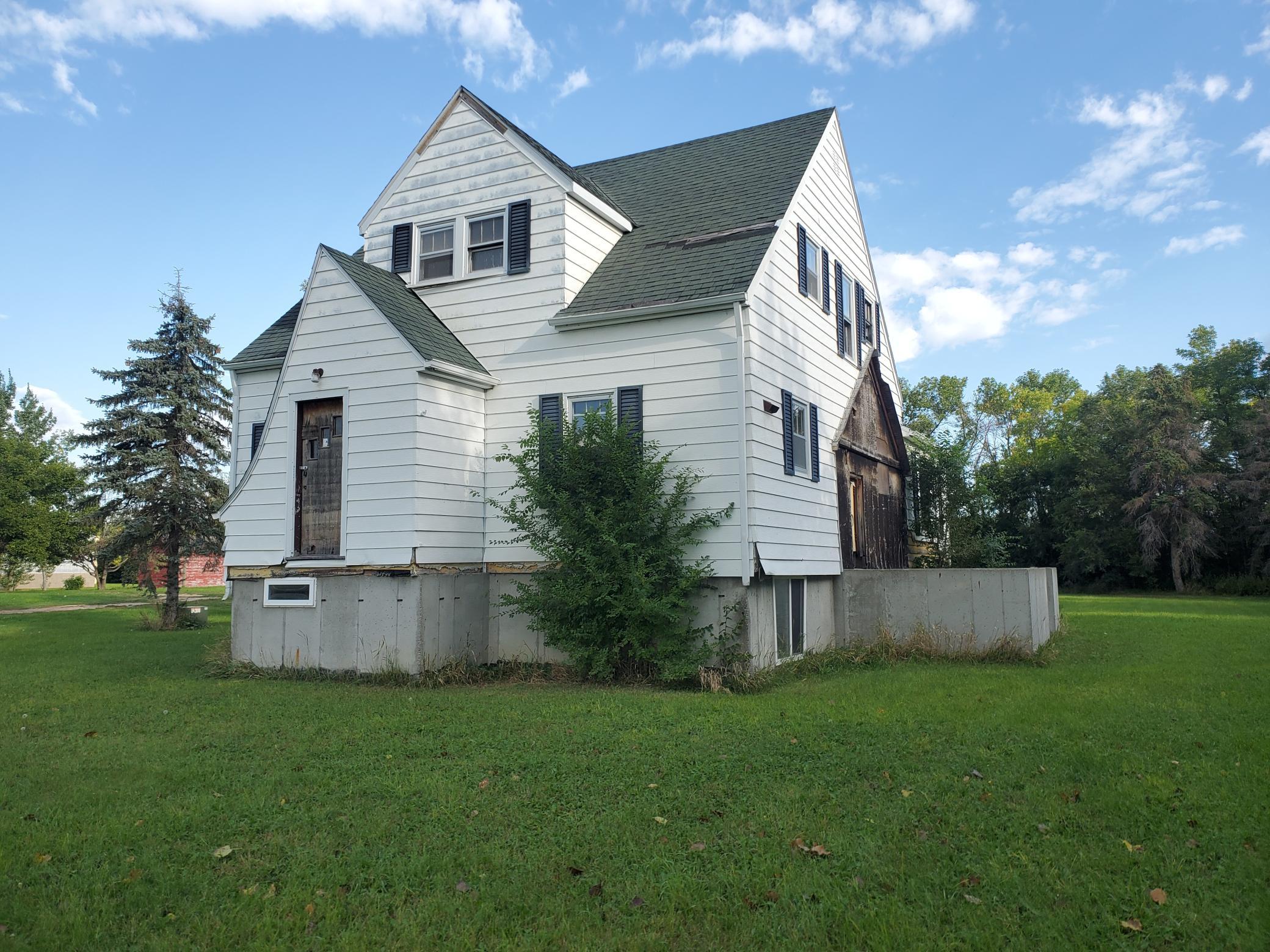 main property photo 15